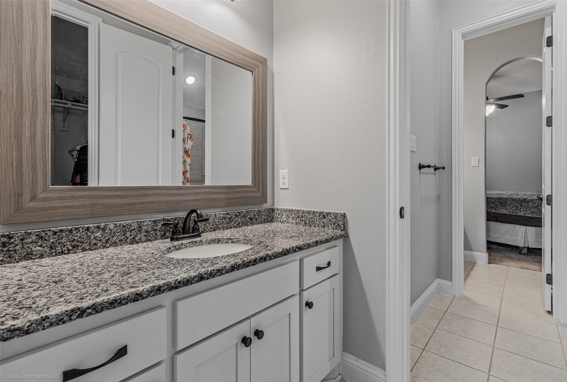 787 Kensington Drive