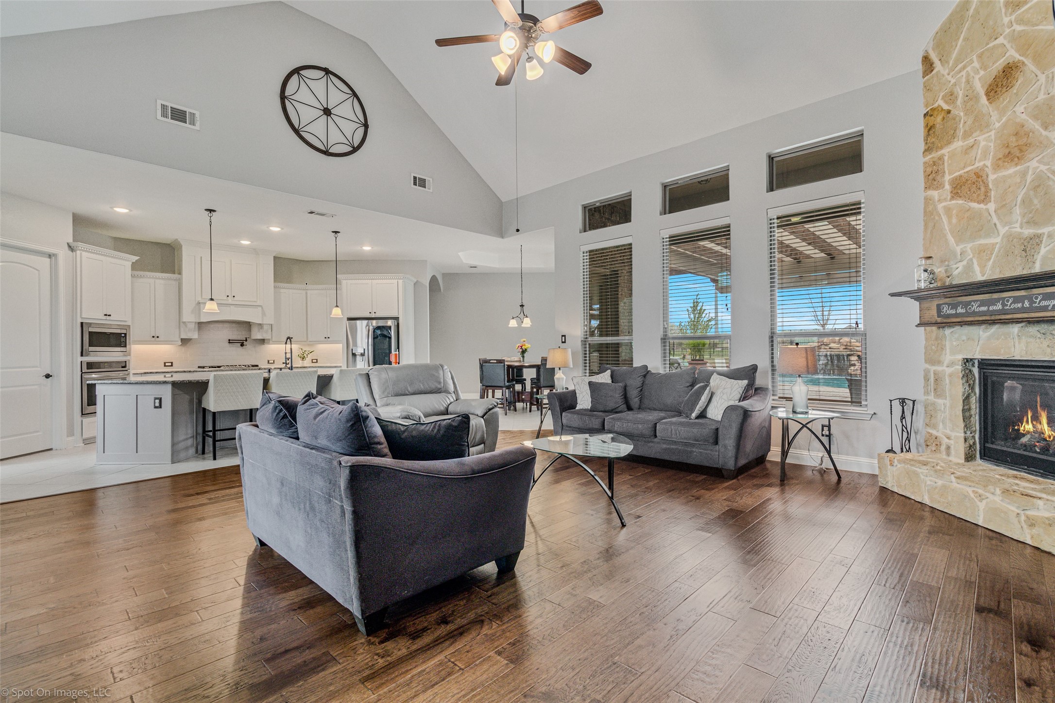 787 Kensington Drive