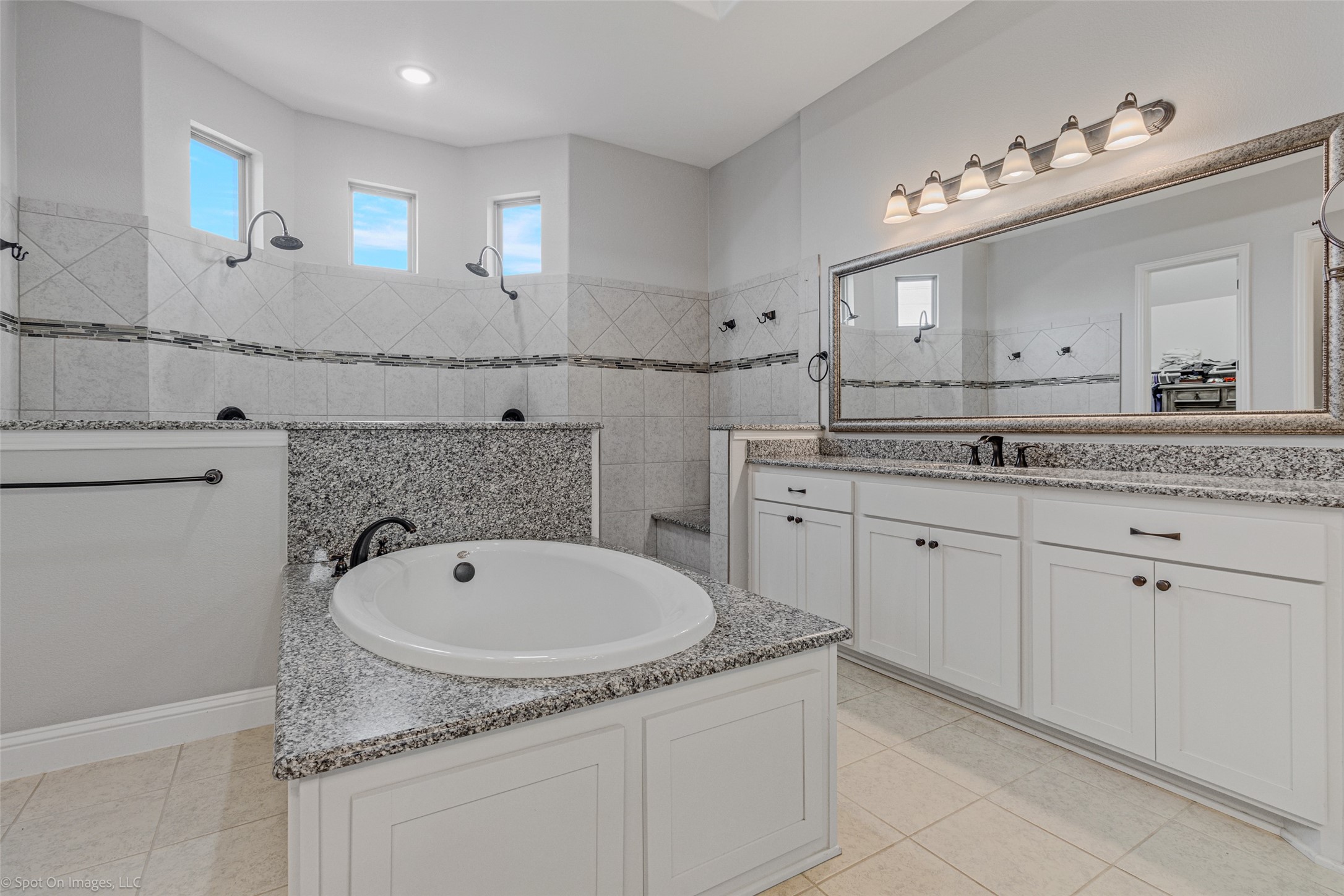 787 Kensington Drive