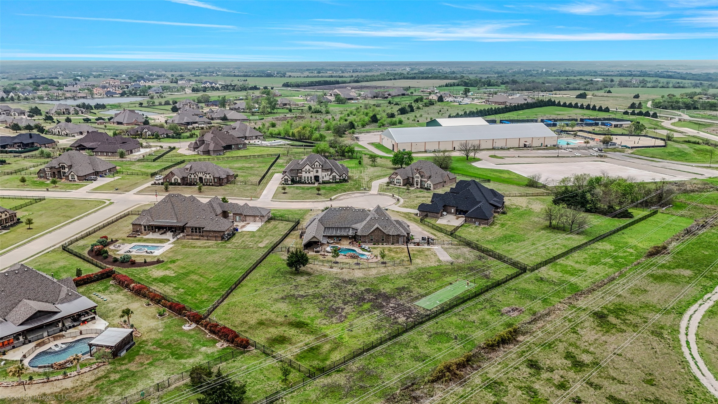 787 Kensington Drive