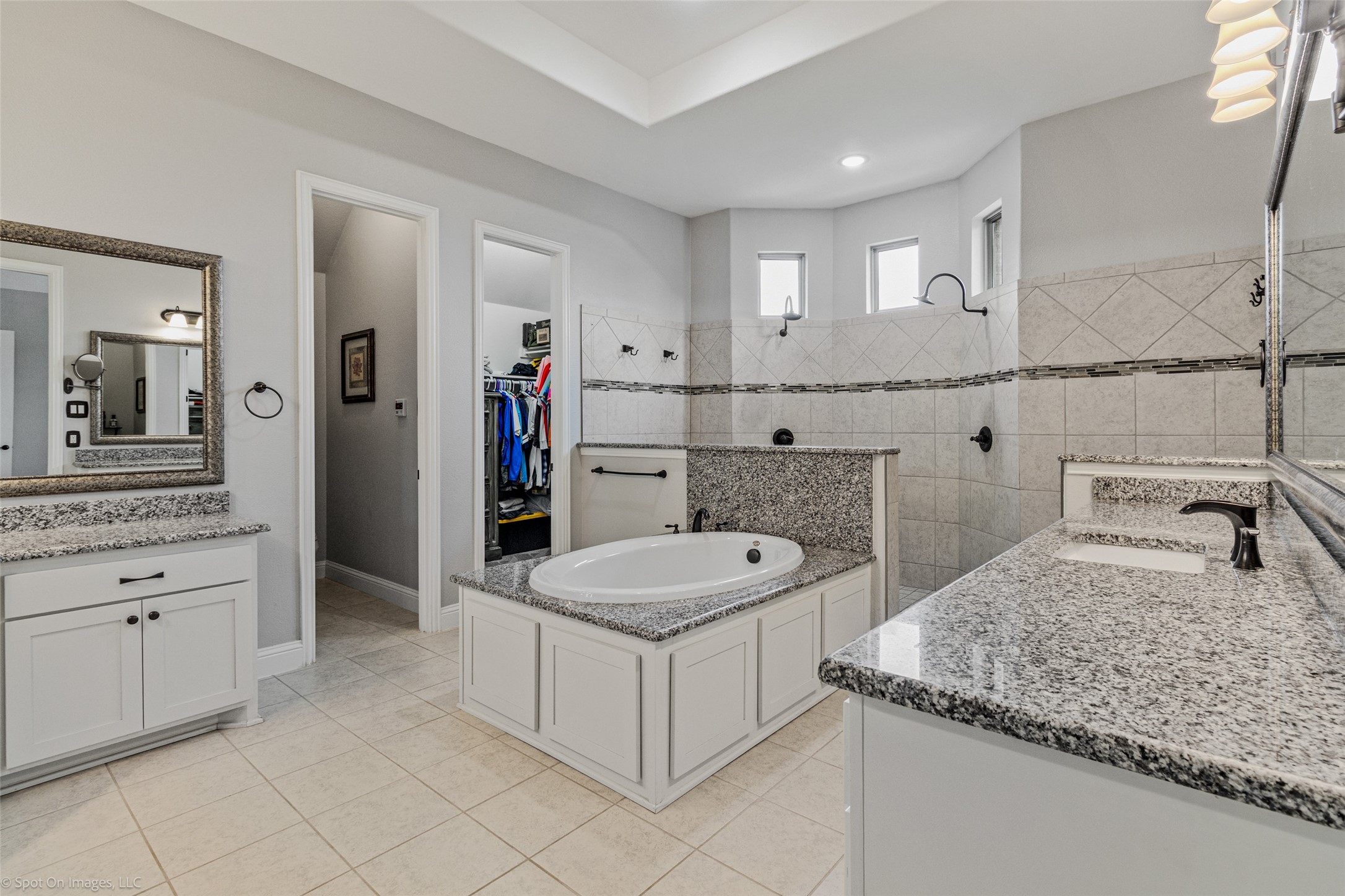 787 Kensington Drive