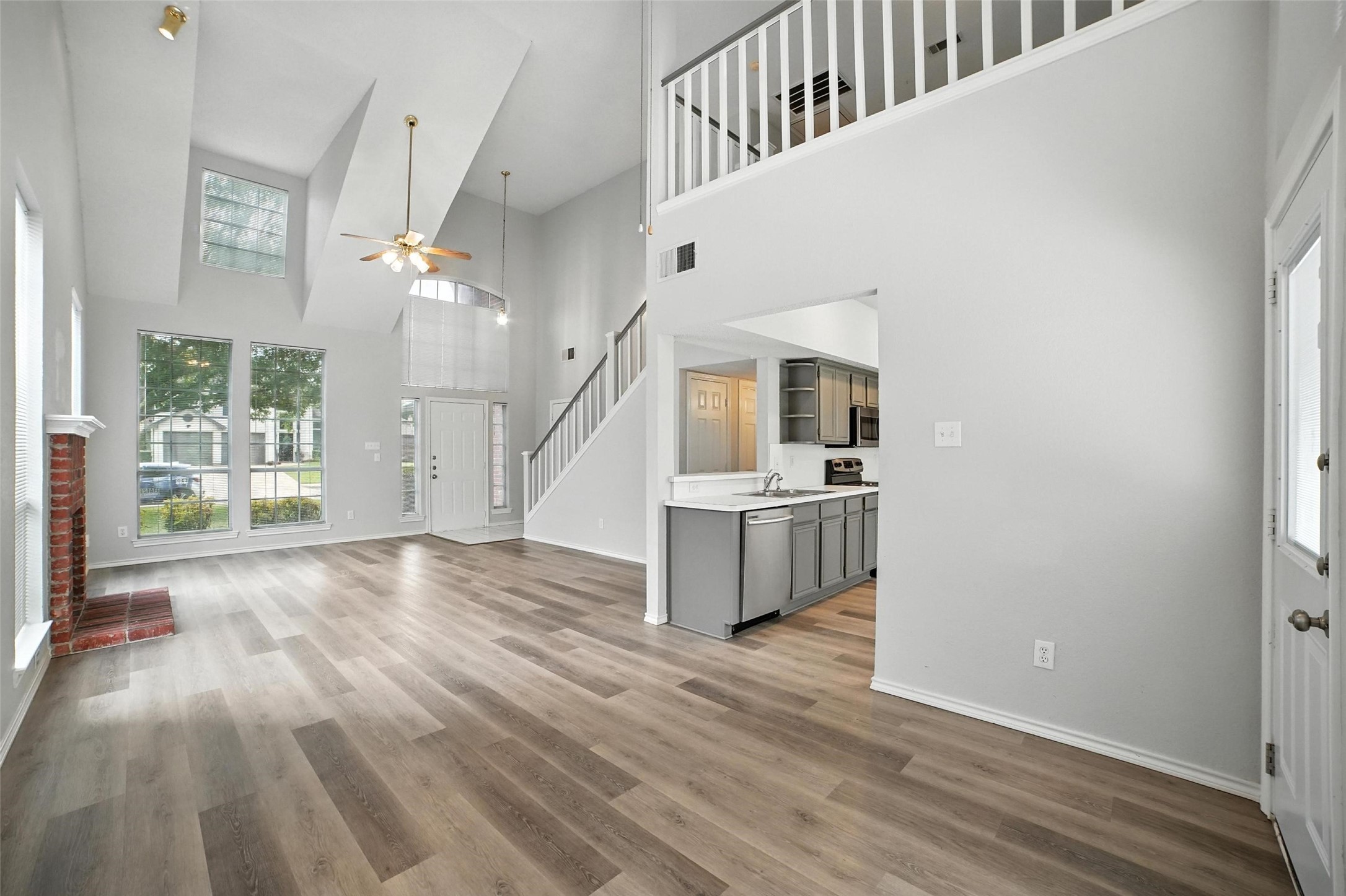 142 Woodcreek Drive