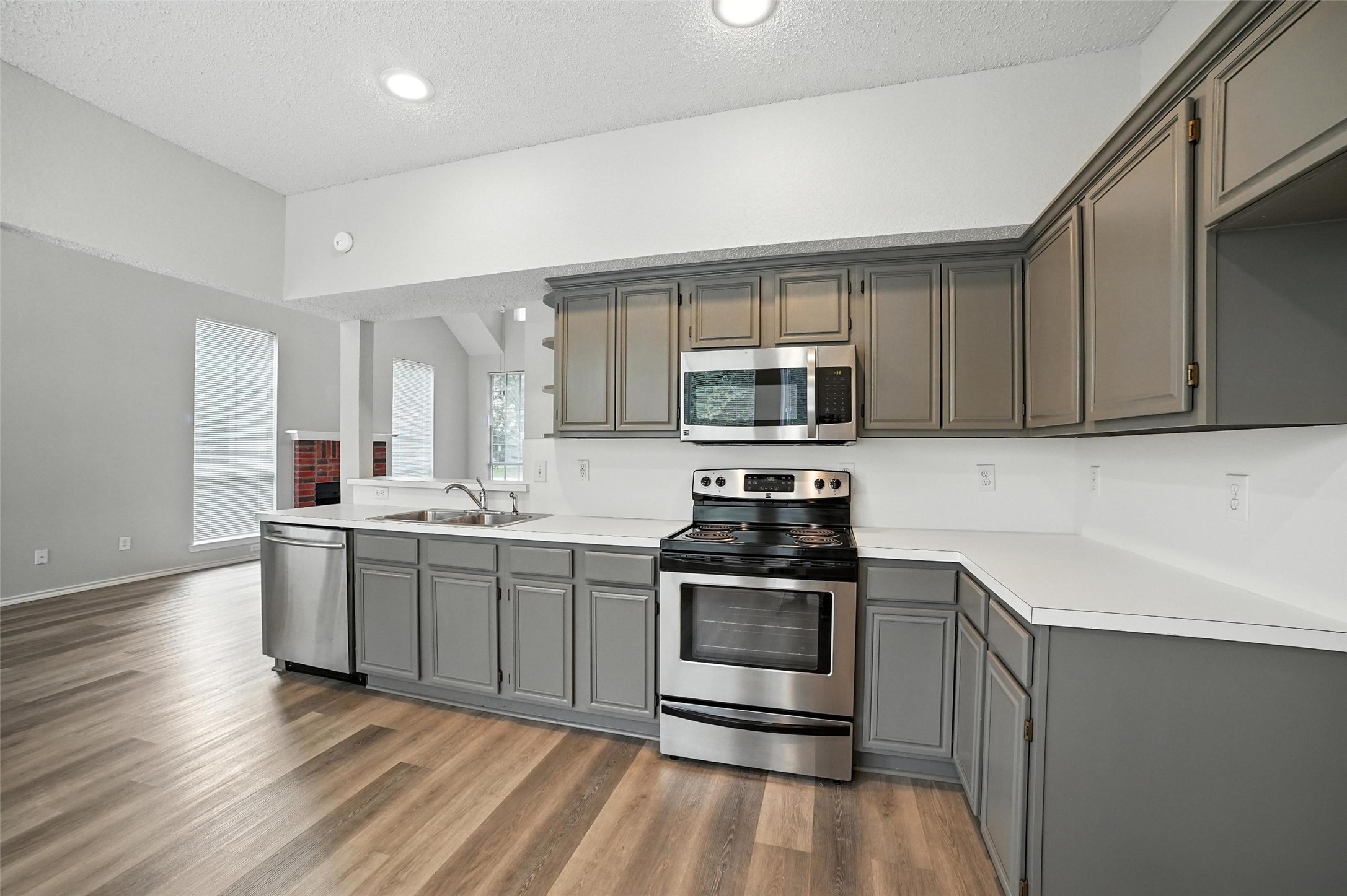 142 Woodcreek Drive