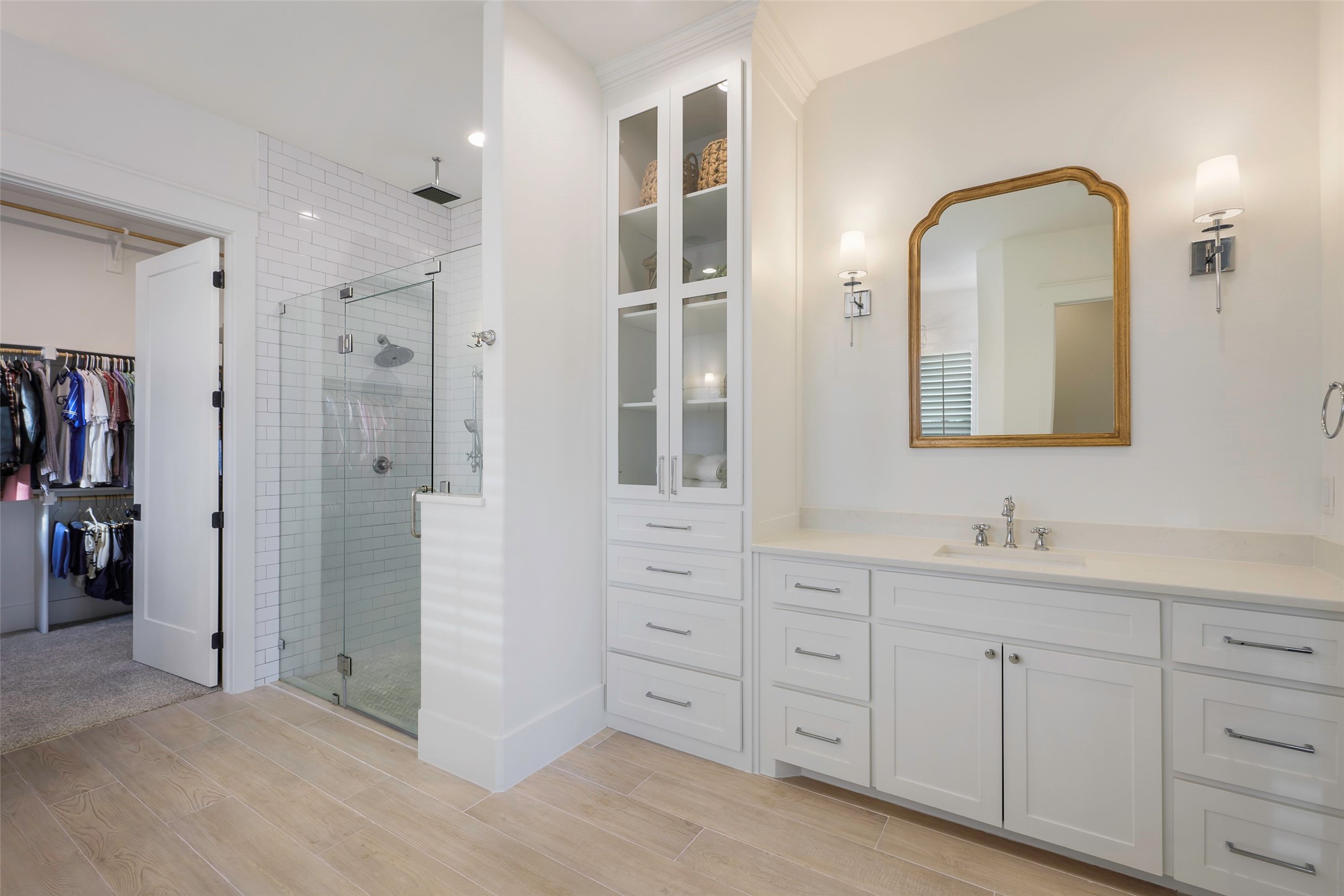 36 Mirror Lakes Court