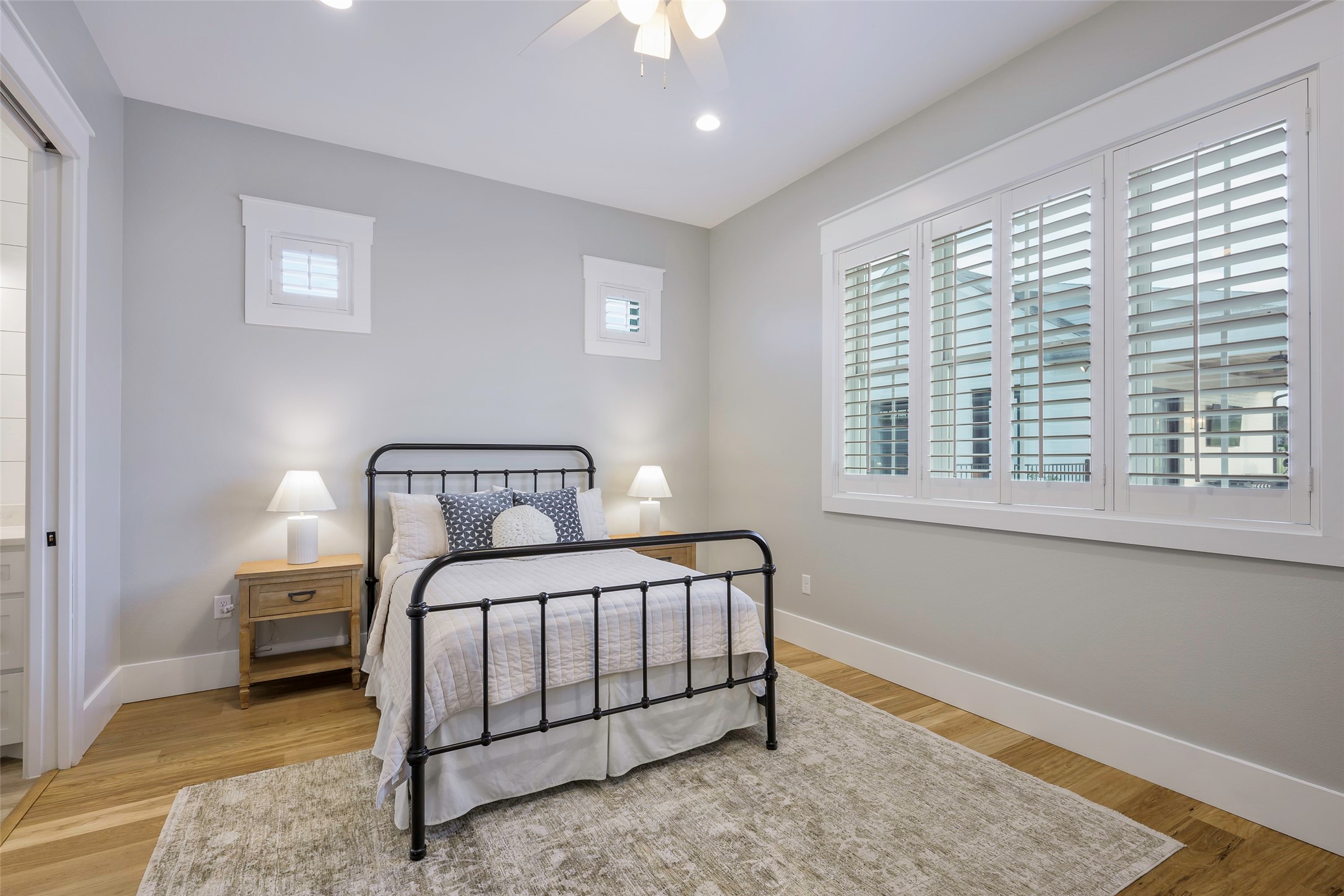 36 Mirror Lakes Court