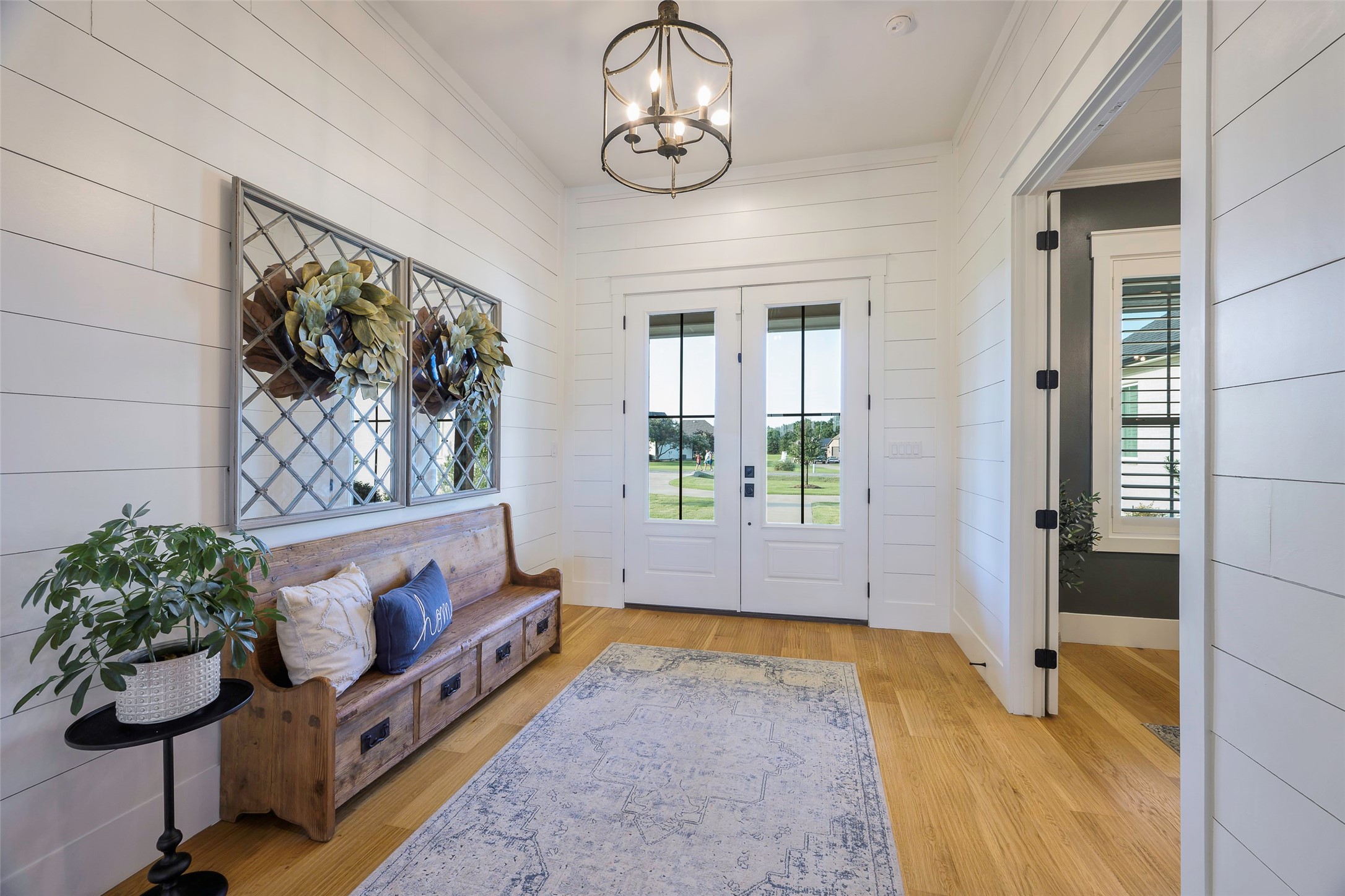 36 Mirror Lakes Court