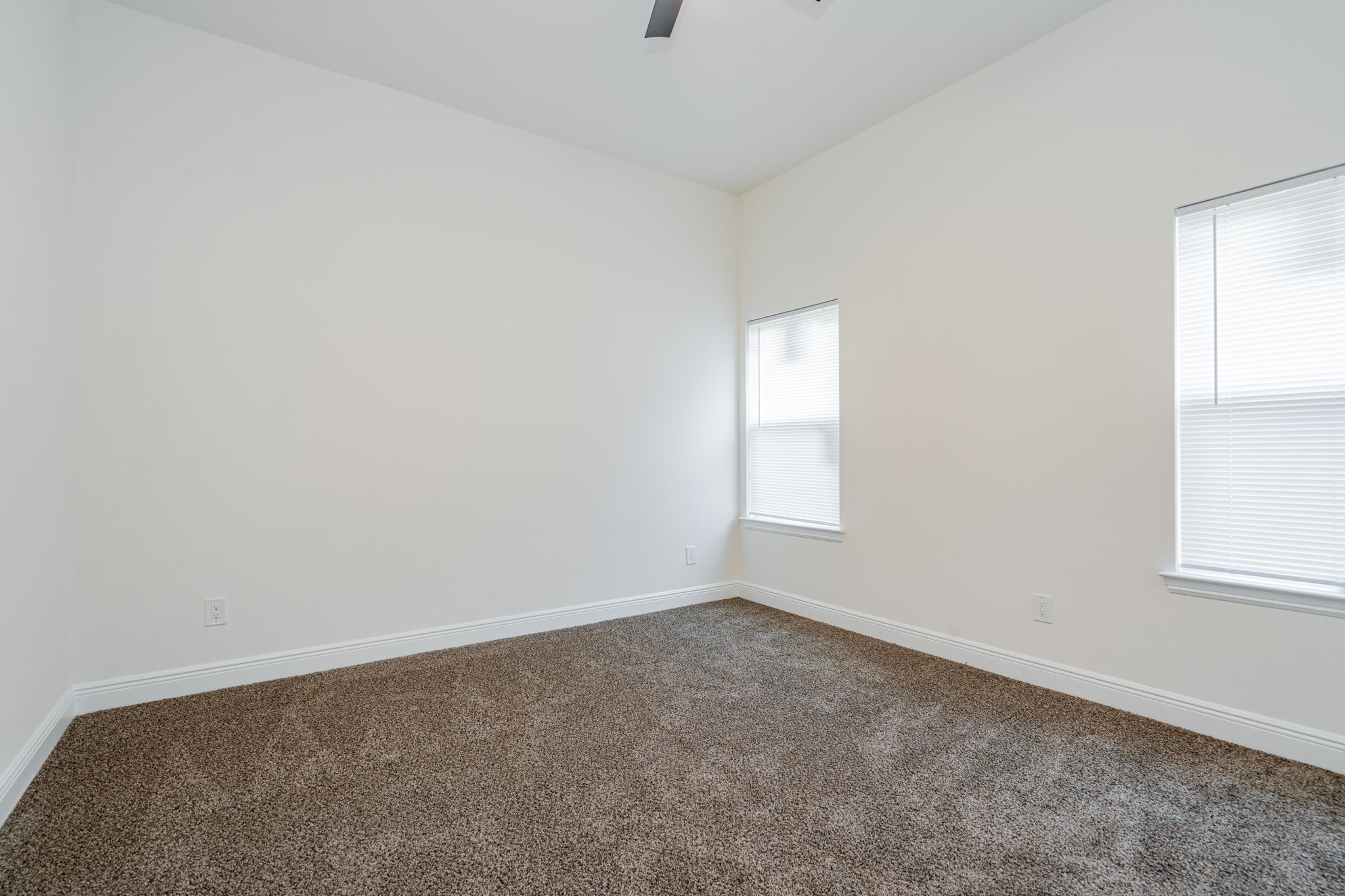 4507 Metropolitan Avenue