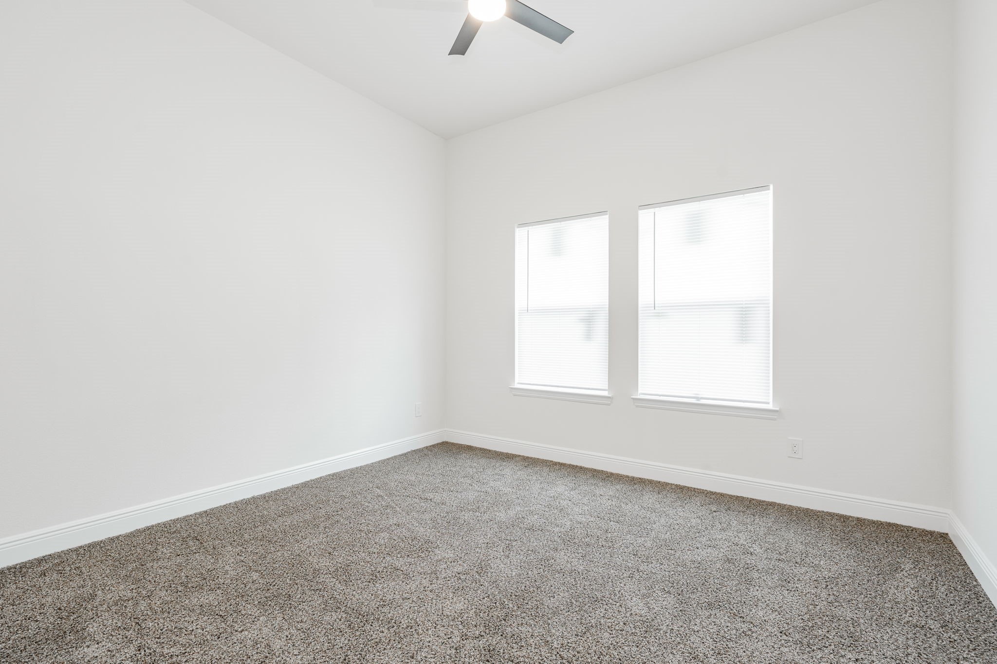 4507 Metropolitan Avenue