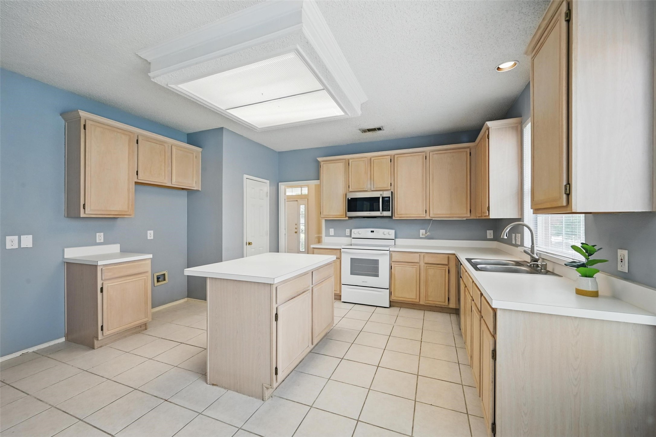 7208 Bouquet Drive