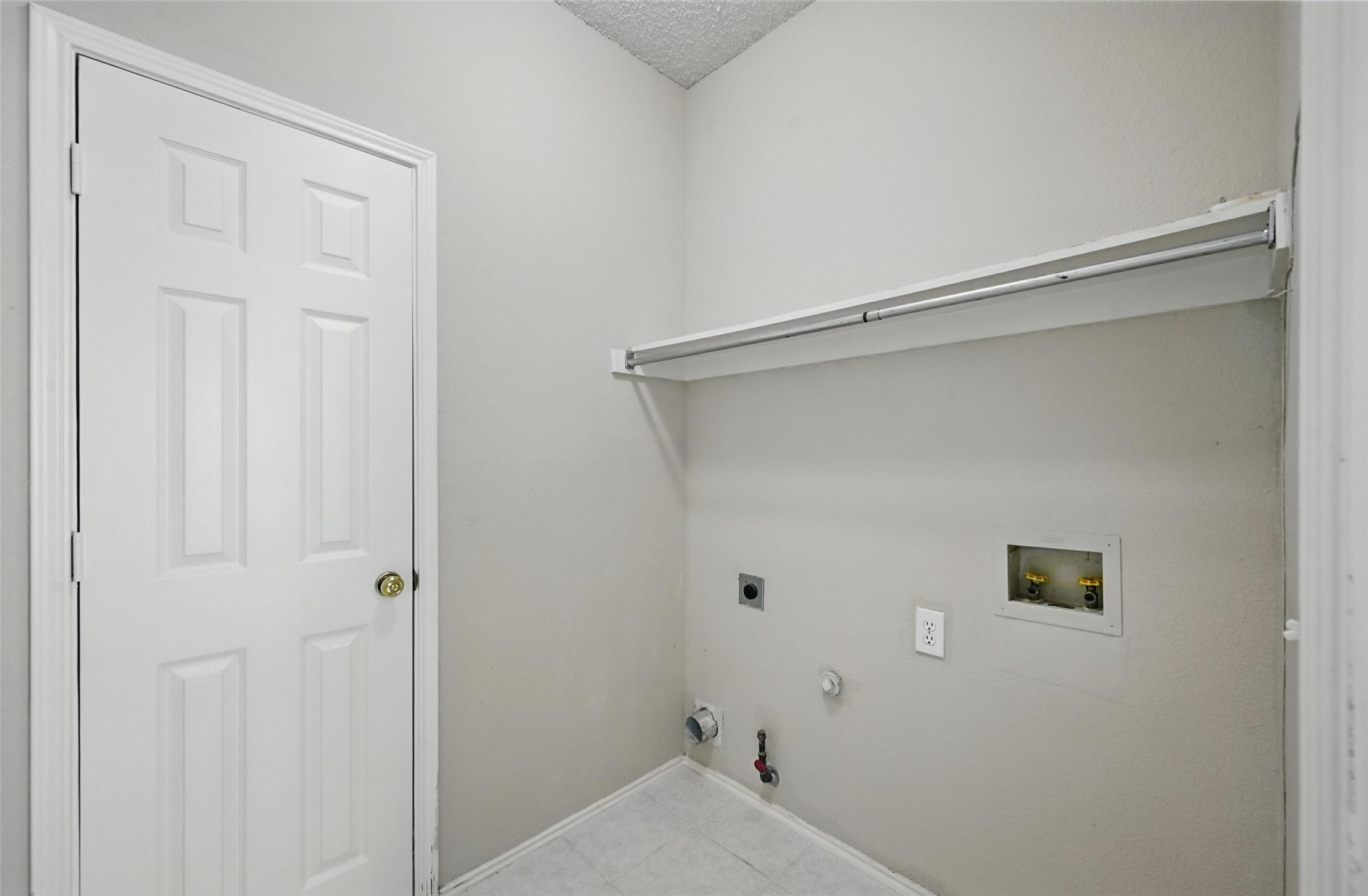 7208 Bouquet Drive