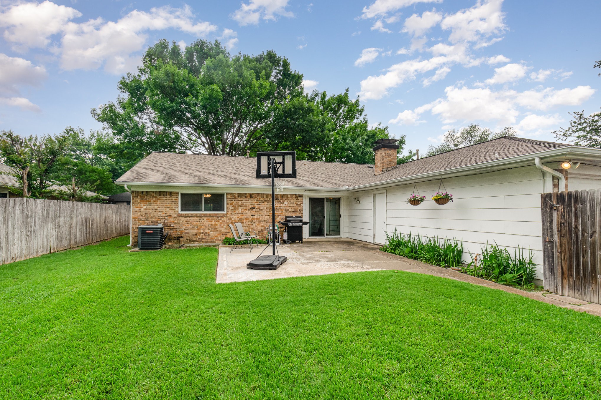 1621 Villanova Drive
