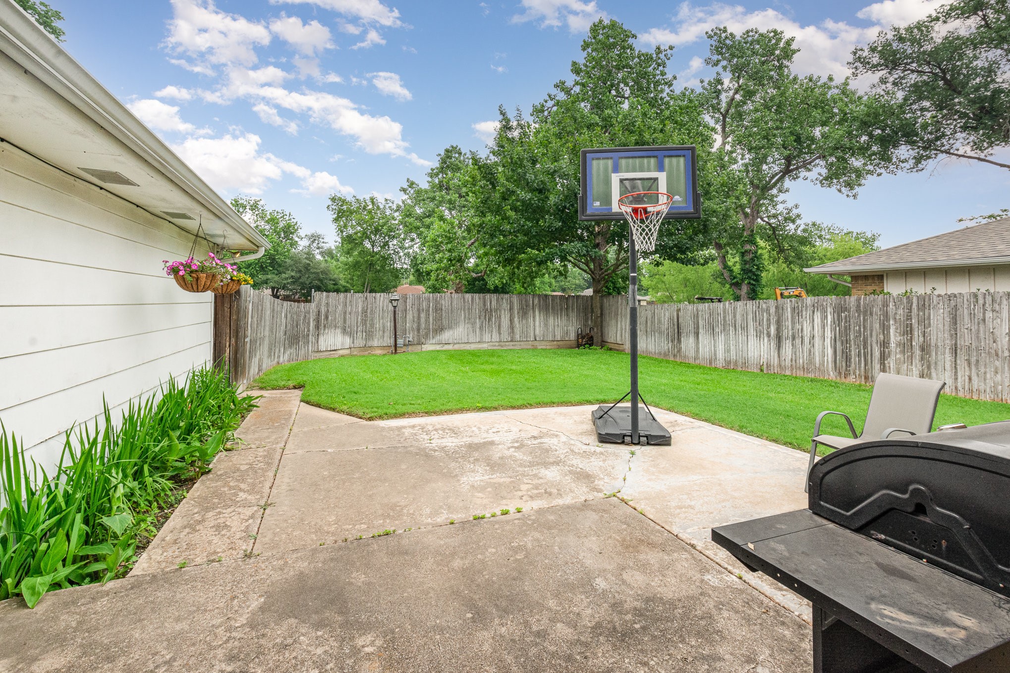 1621 Villanova Drive