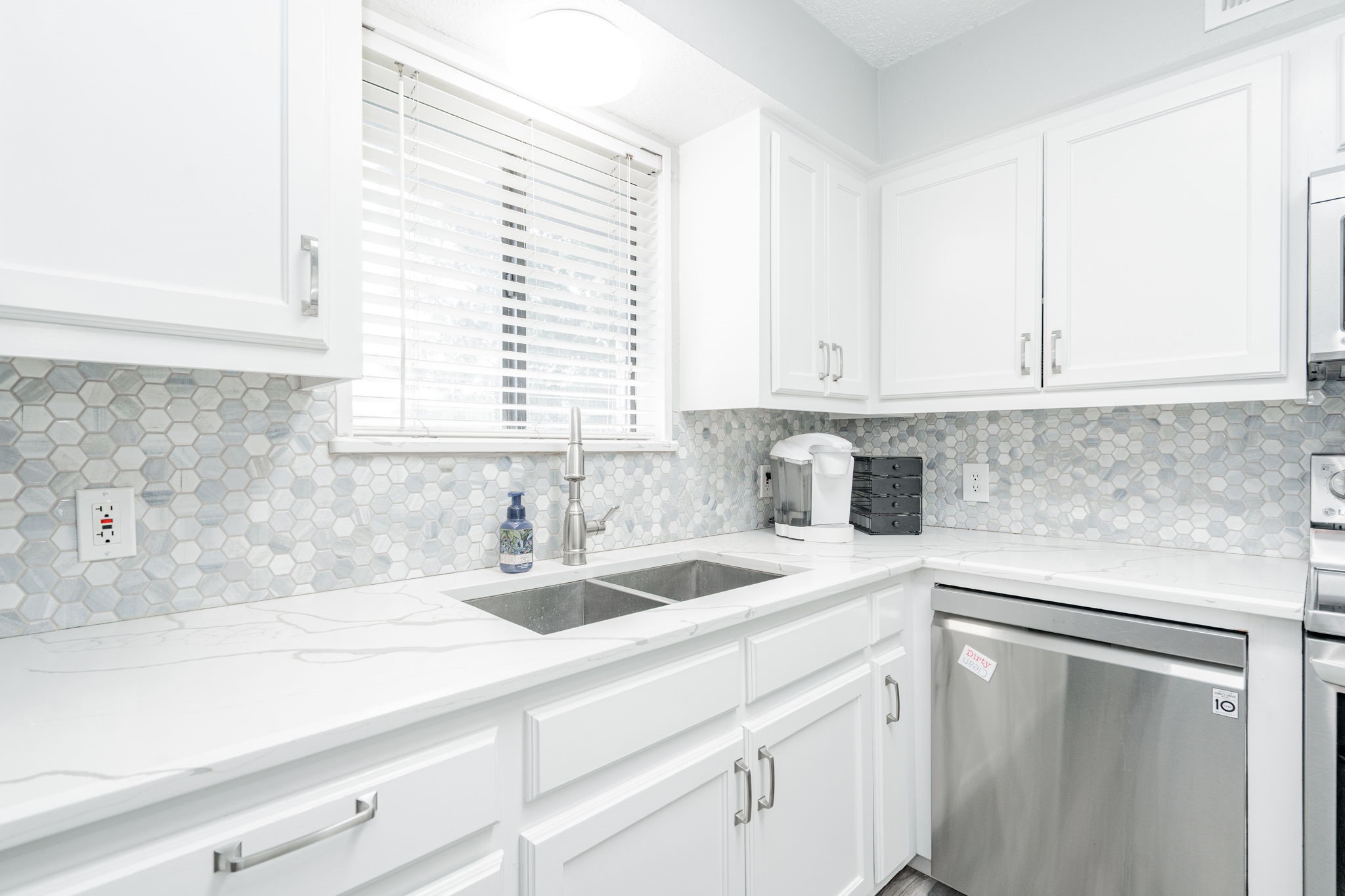 1100 Cartwright Lane