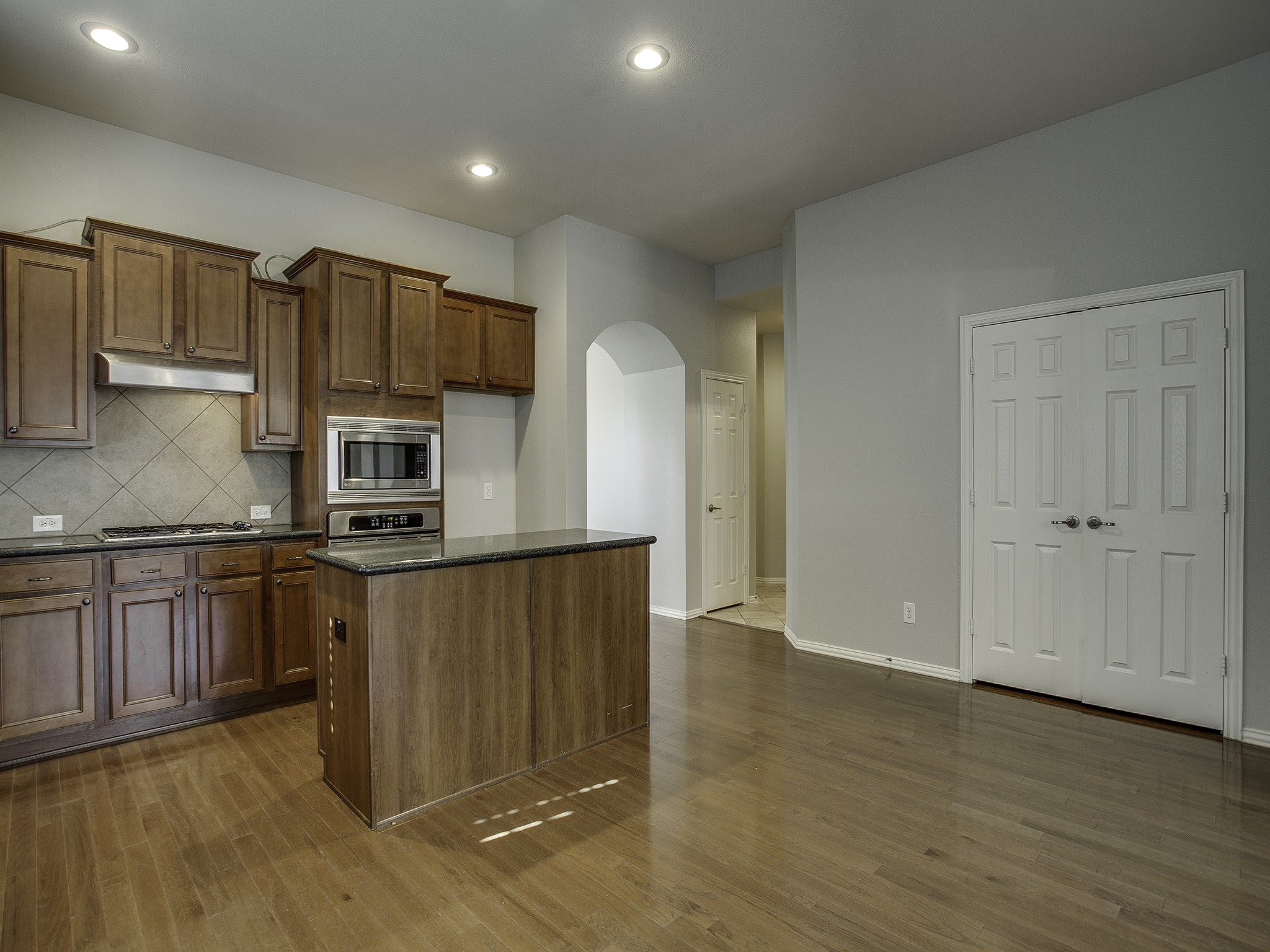 2010 Heather Glen Drive
