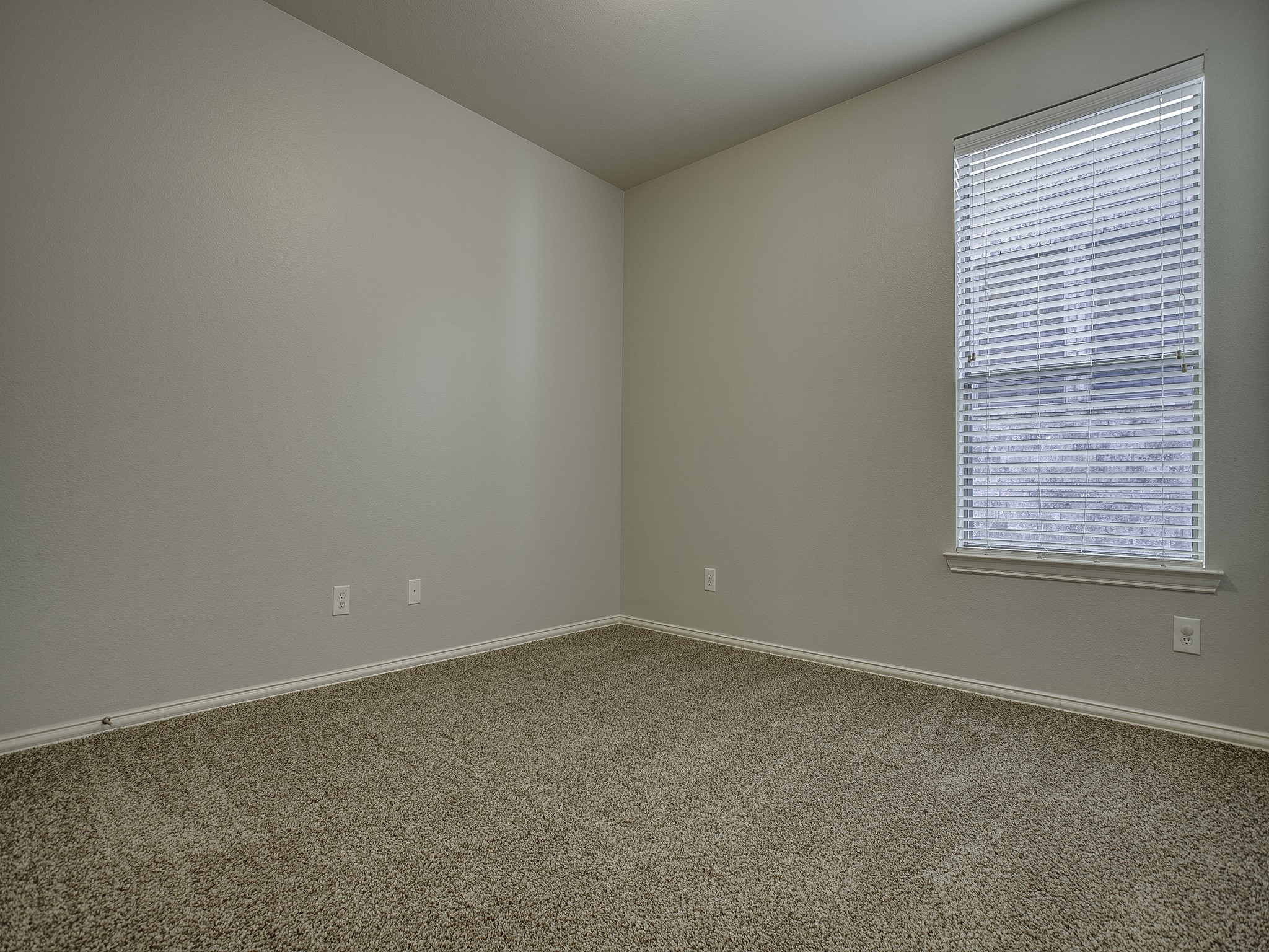 2010 Heather Glen Drive