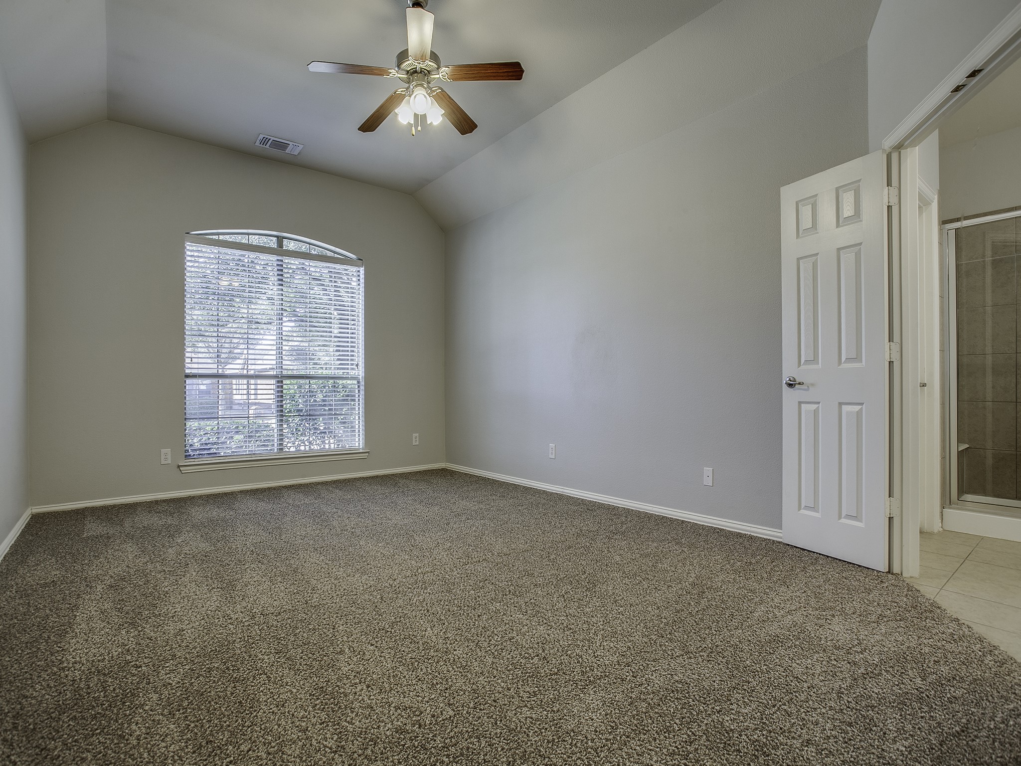 2010 Heather Glen Drive