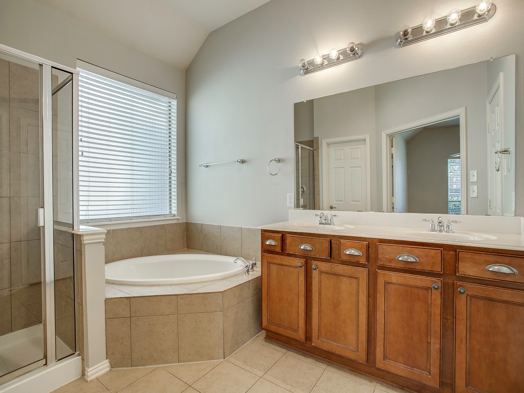 2010 Heather Glen Drive