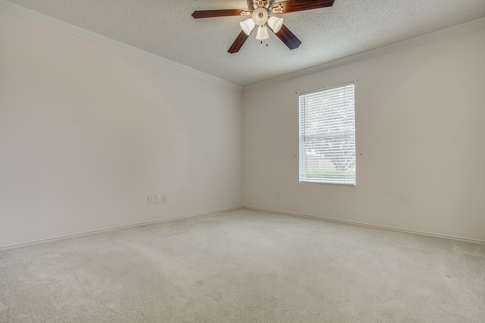 1532 Glenwick Drive