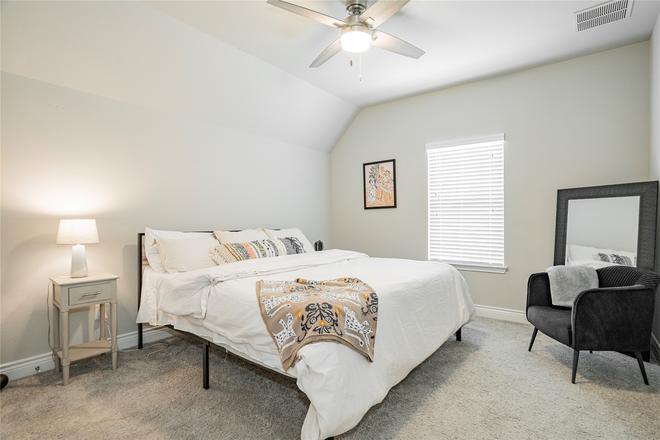 1507 Calcot Lane