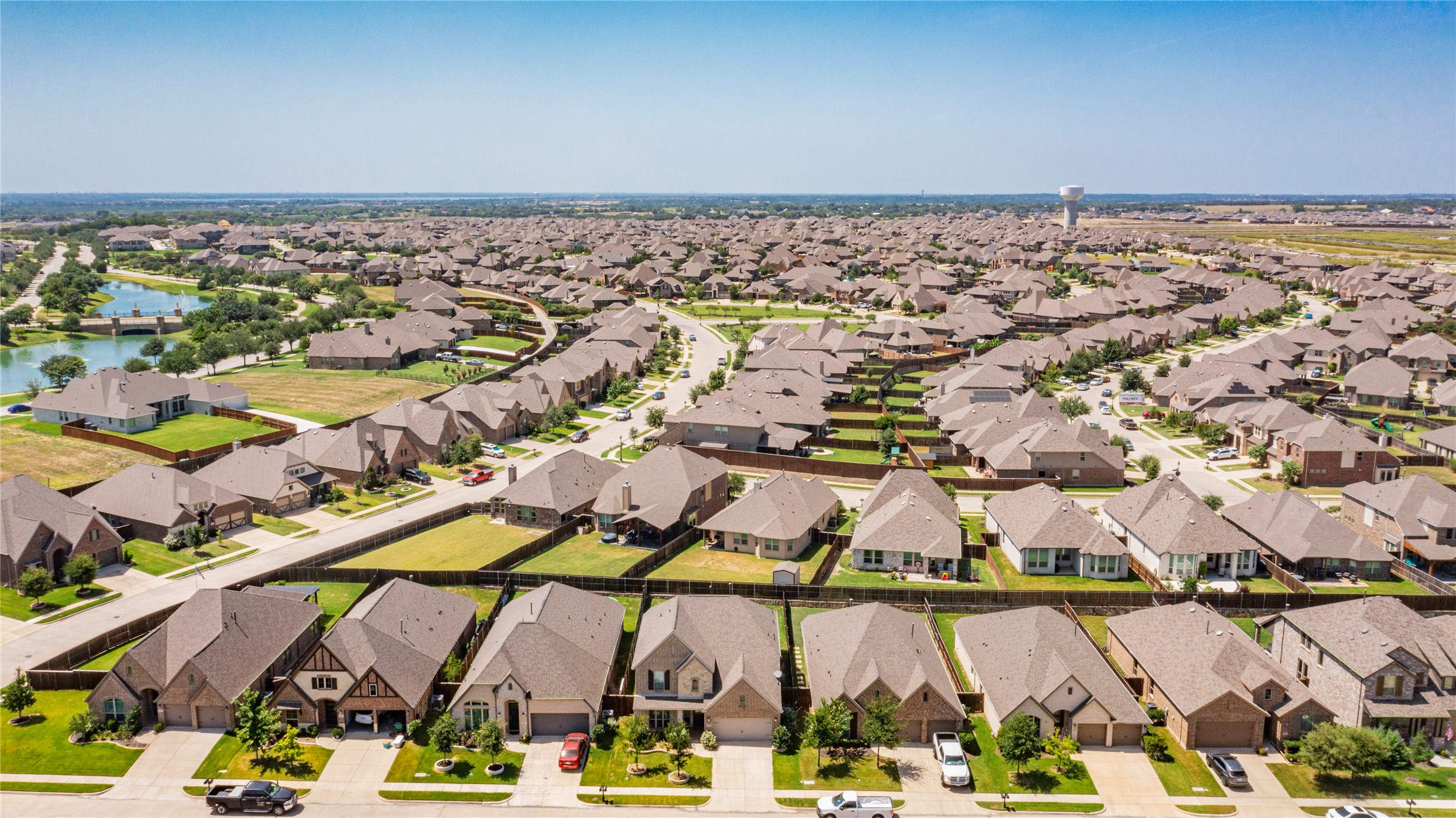1507 Calcot Lane