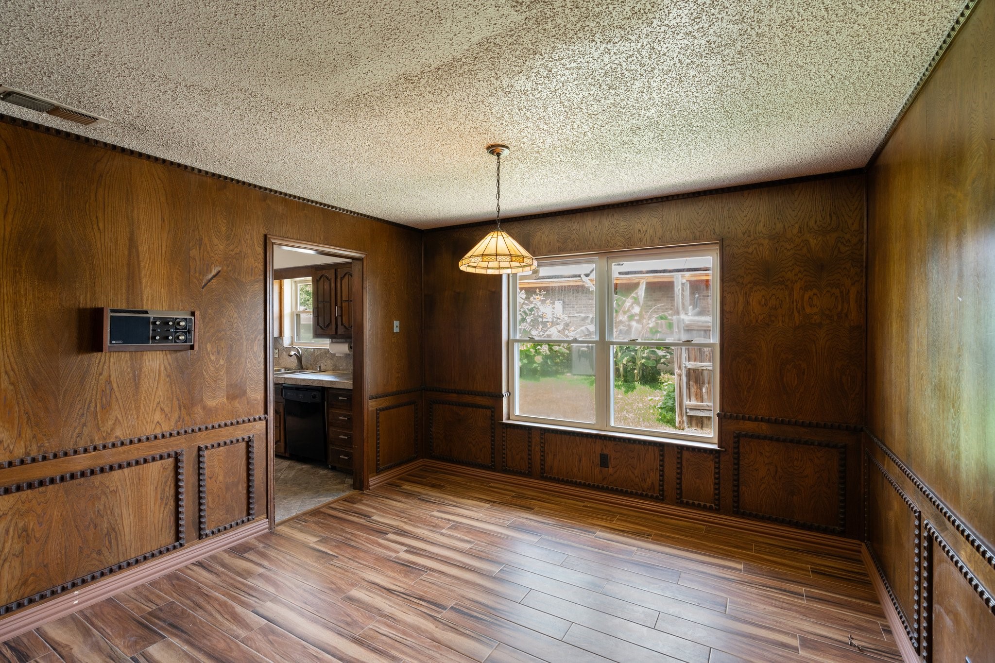 110 S Capri Drive