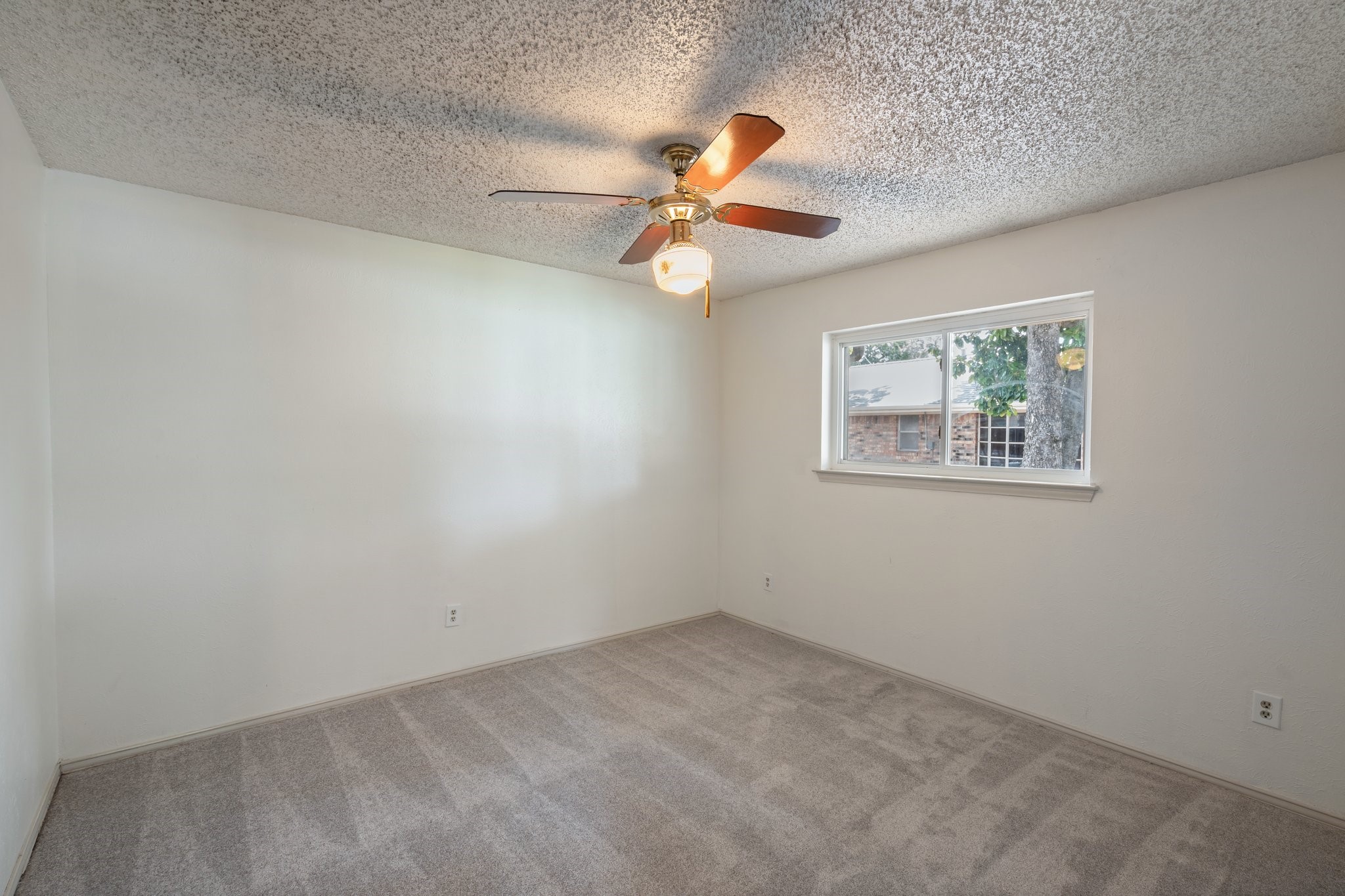 110 S Capri Drive