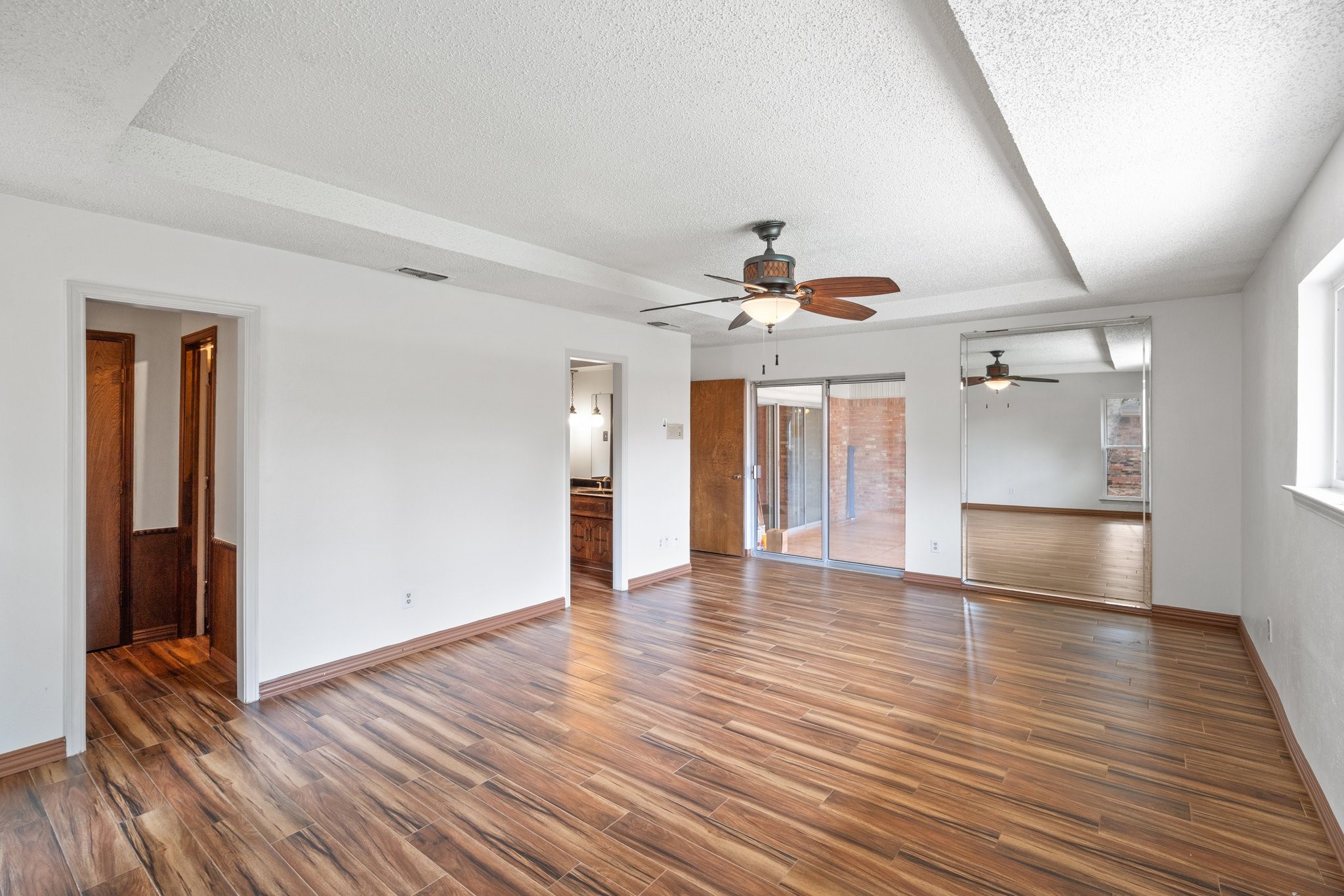 110 S Capri Drive
