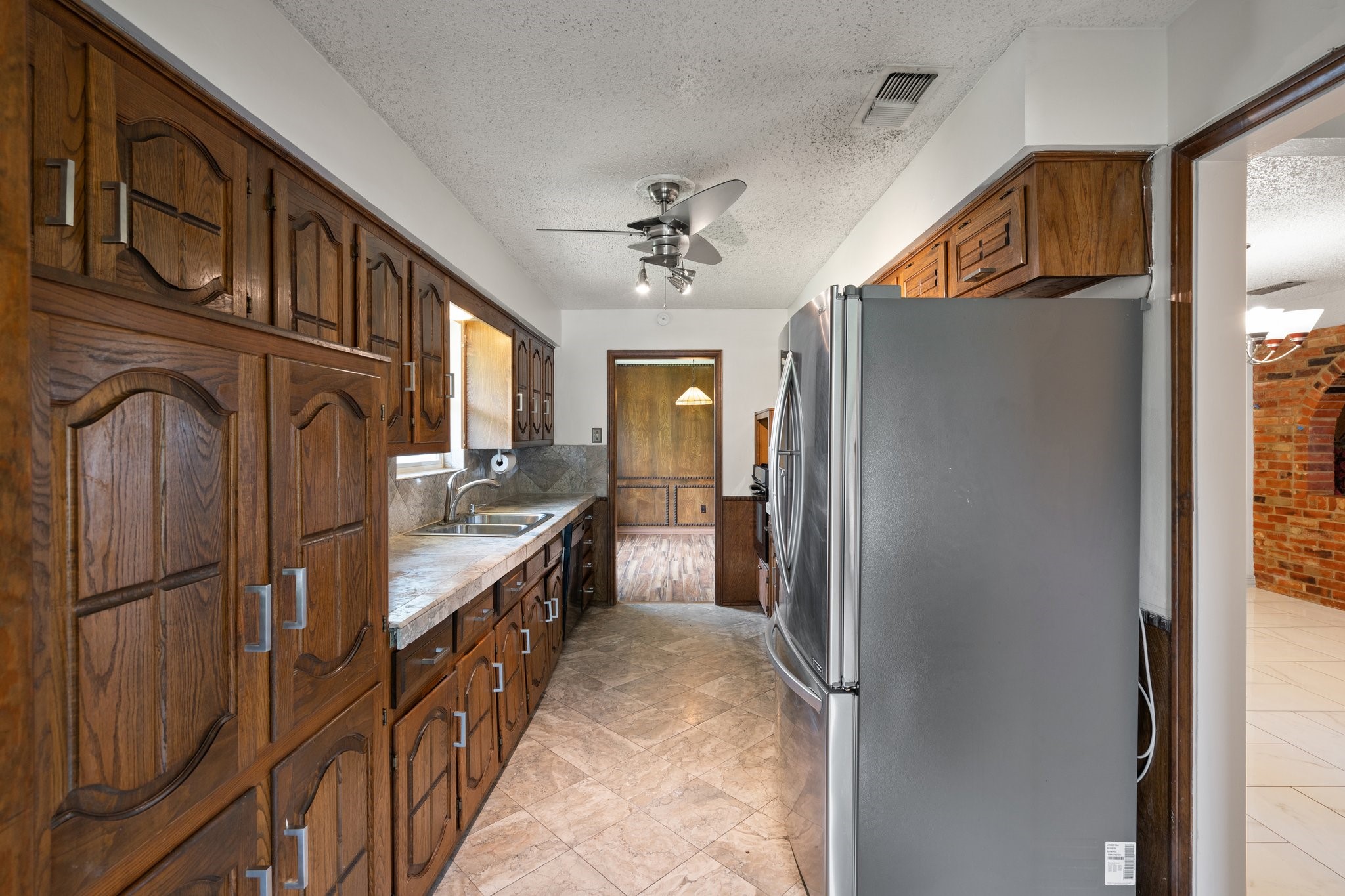 110 S Capri Drive