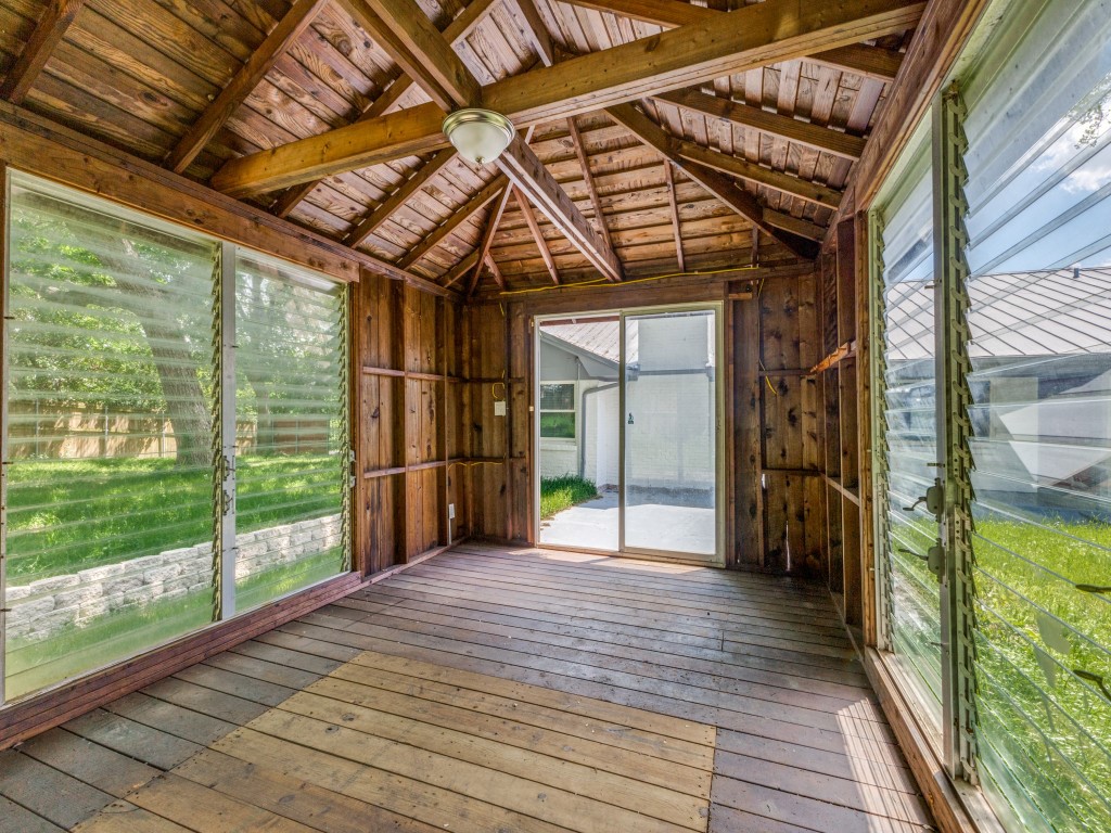 614 Shady Lane