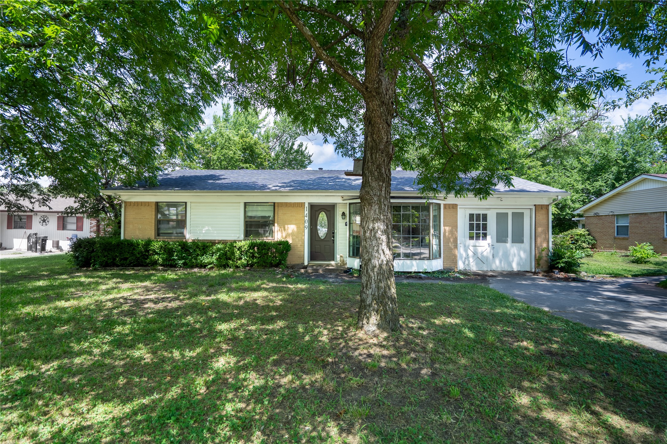 1409 Skyline Drive