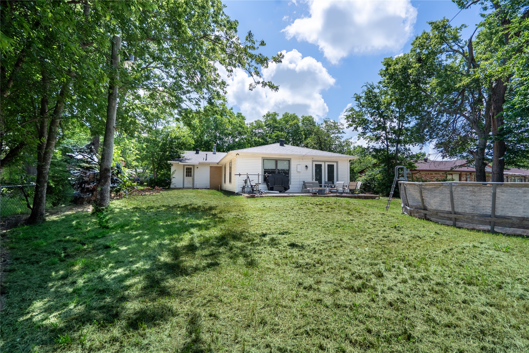 1409 Skyline Drive