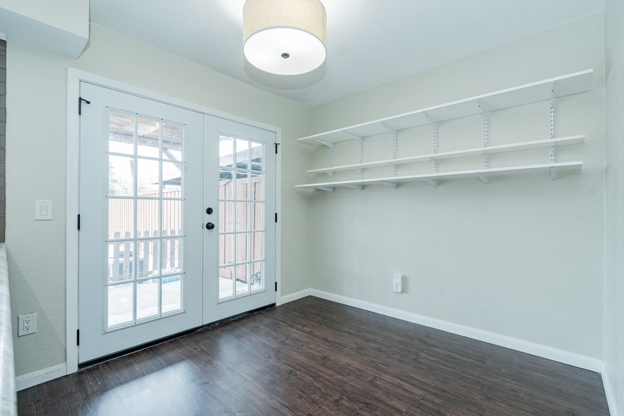 1802 Kensington Drive