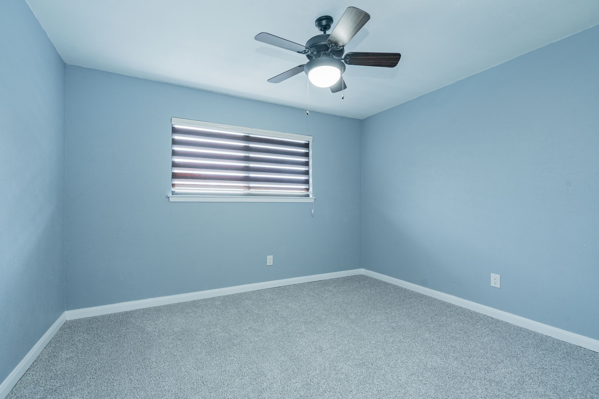 1802 Kensington Drive