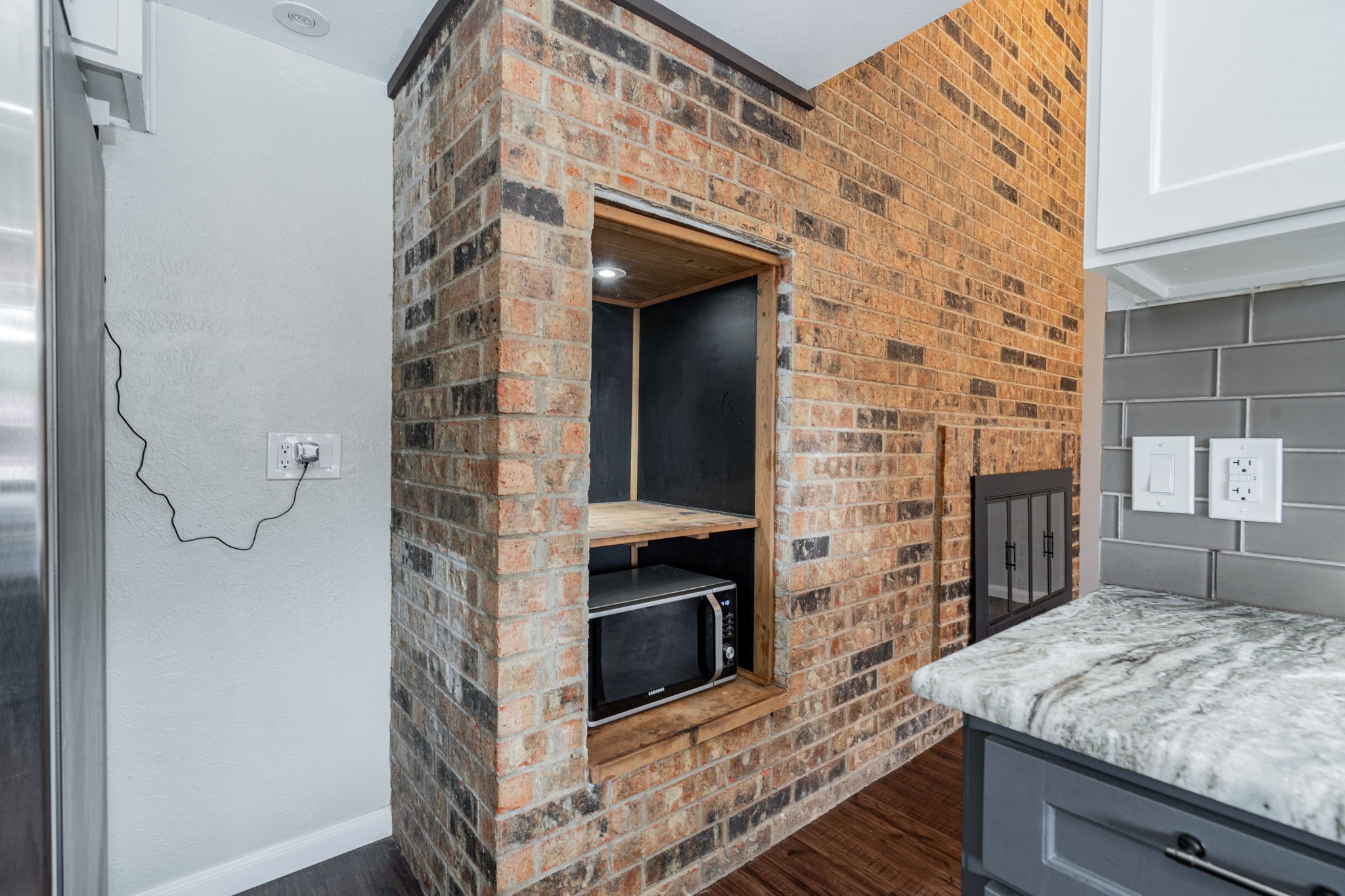 1802 Kensington Drive