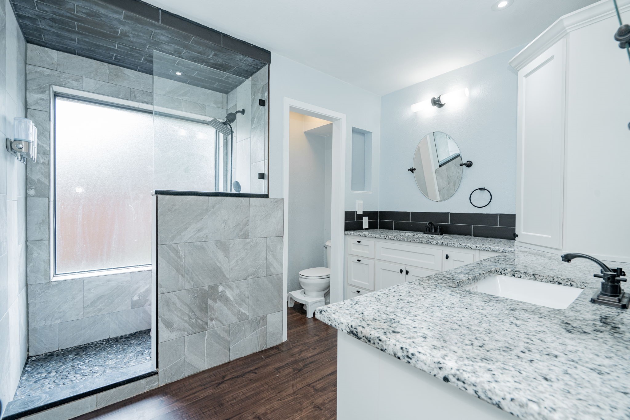 1802 Kensington Drive