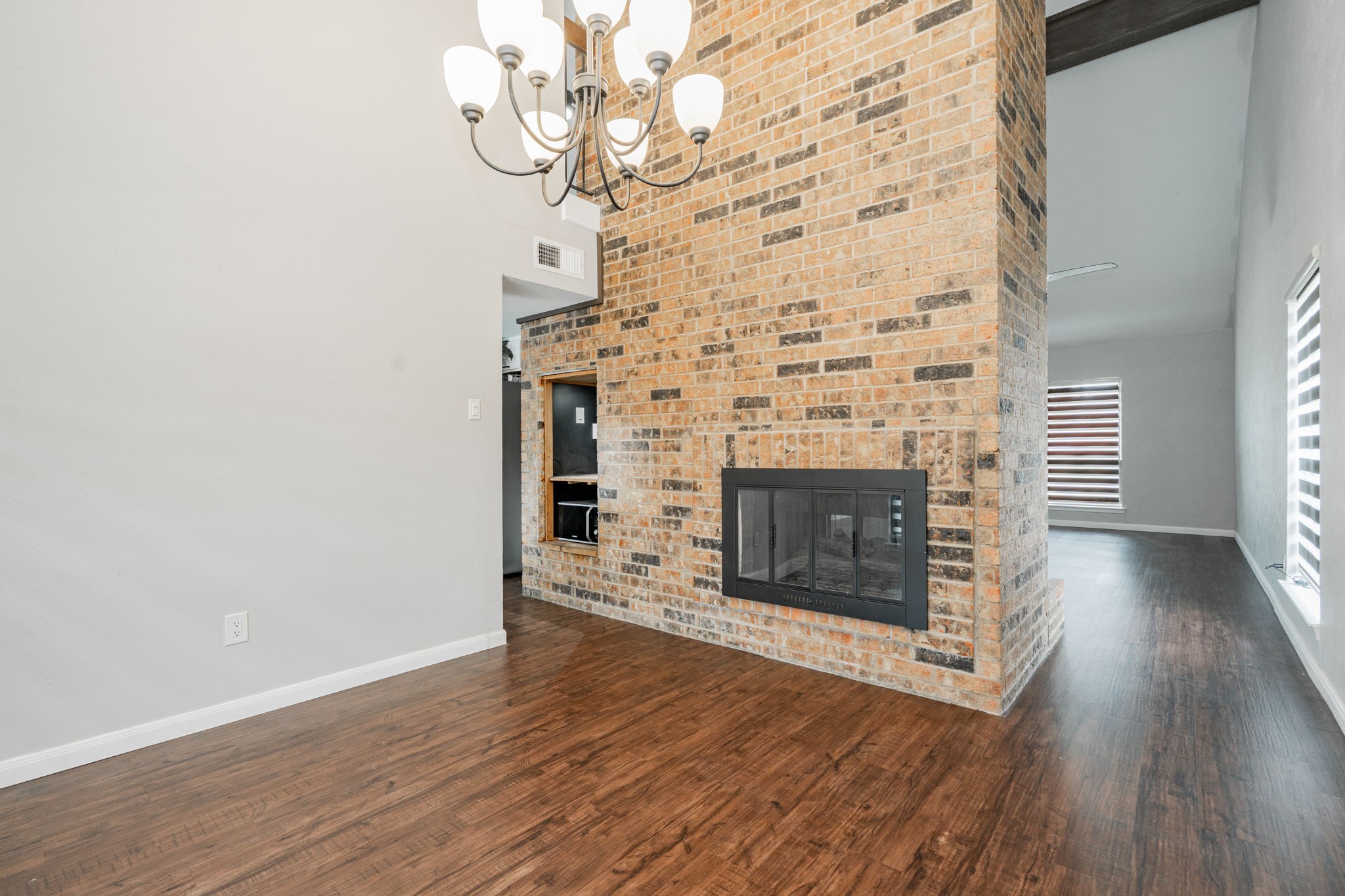 1802 Kensington Drive