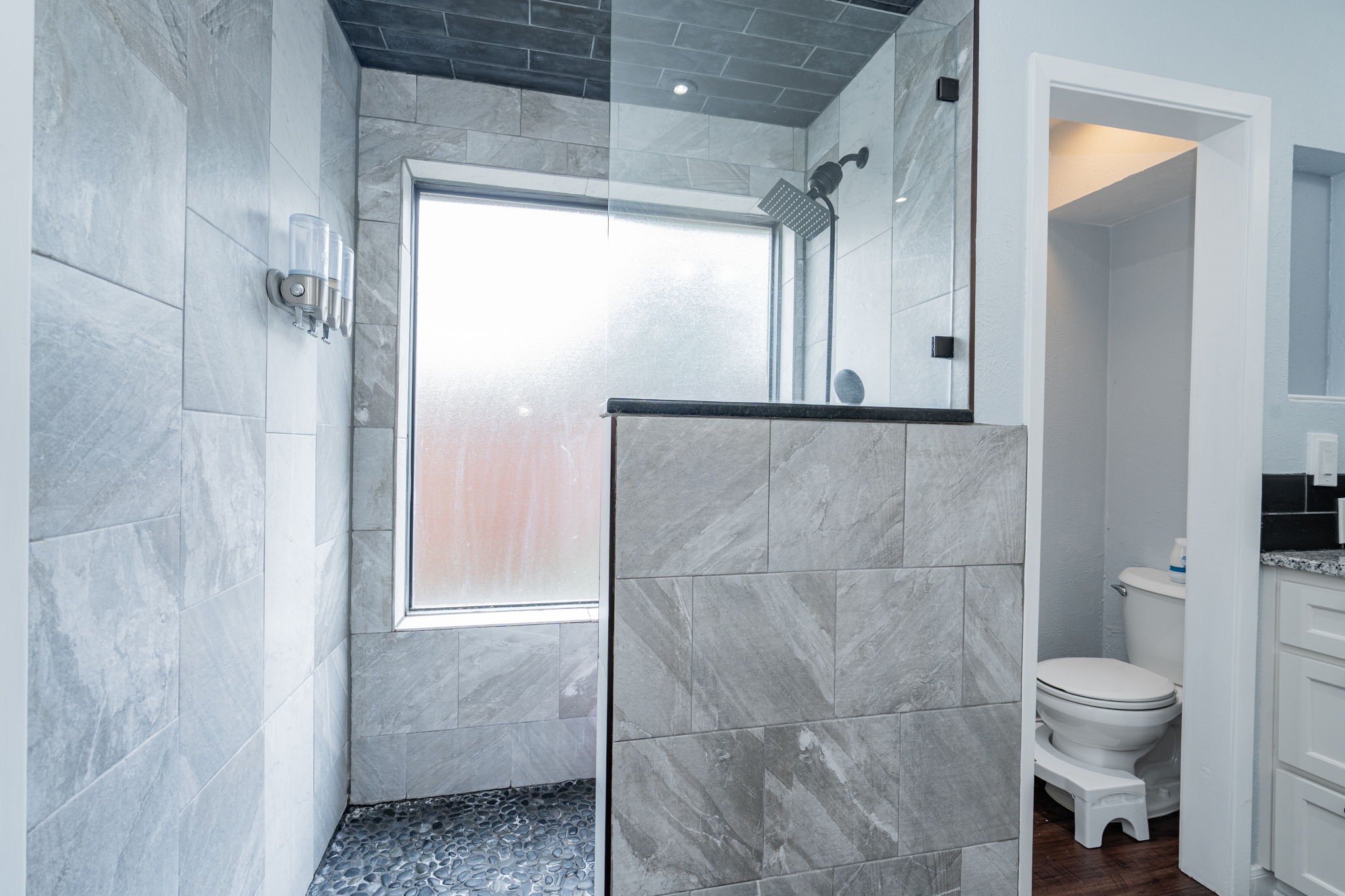 1802 Kensington Drive