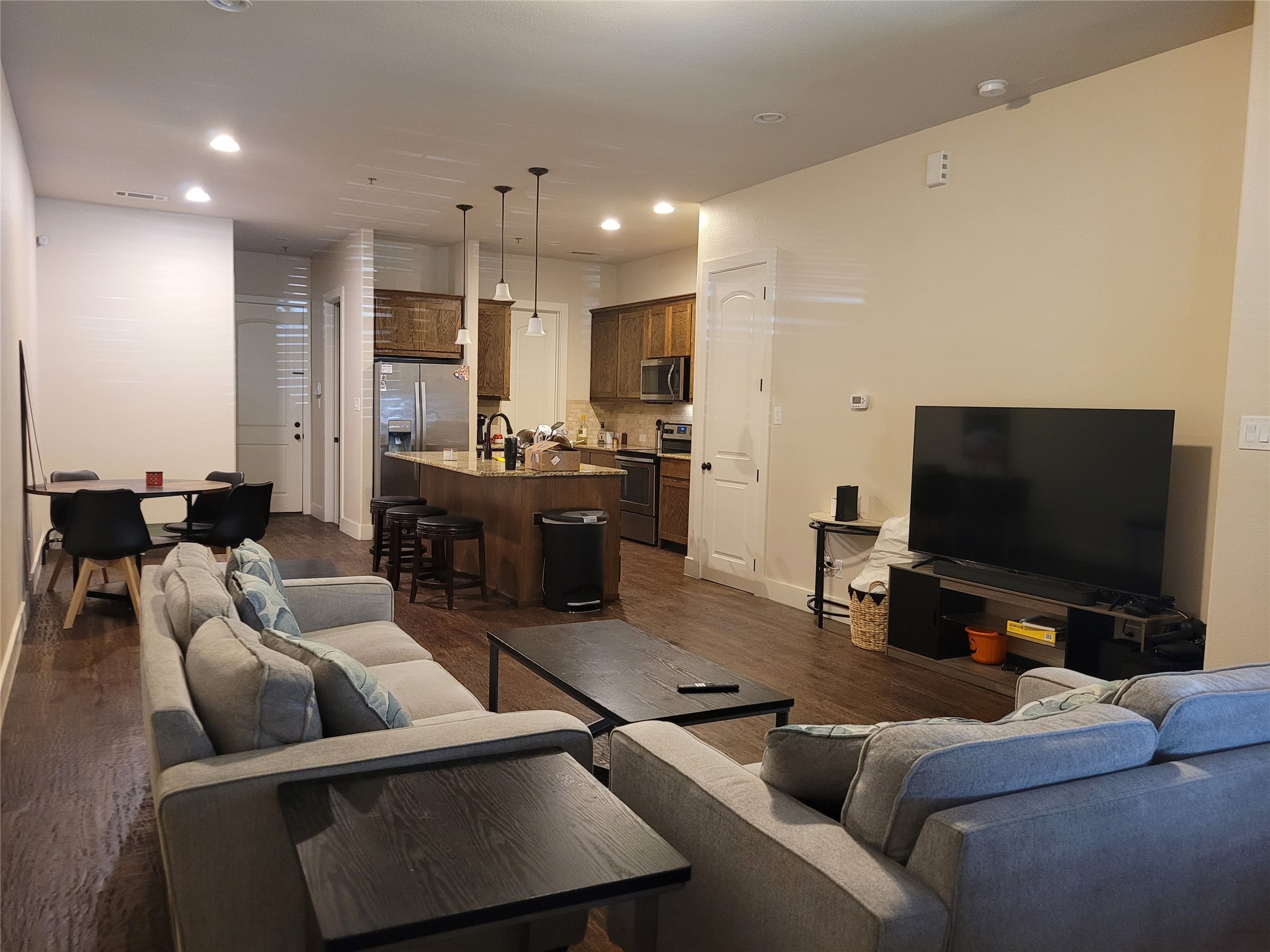 3033 Solana Circle