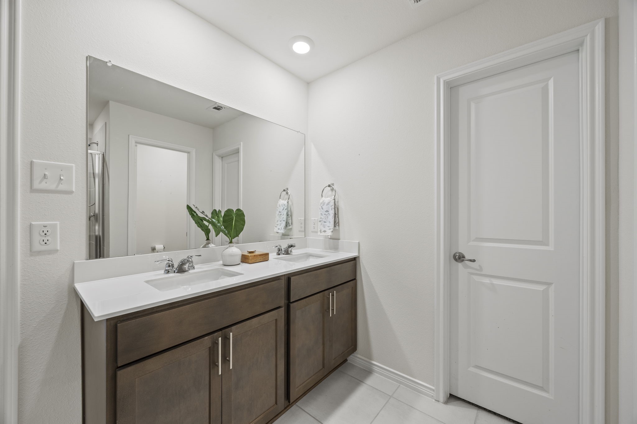 523 Summit Pass Lane