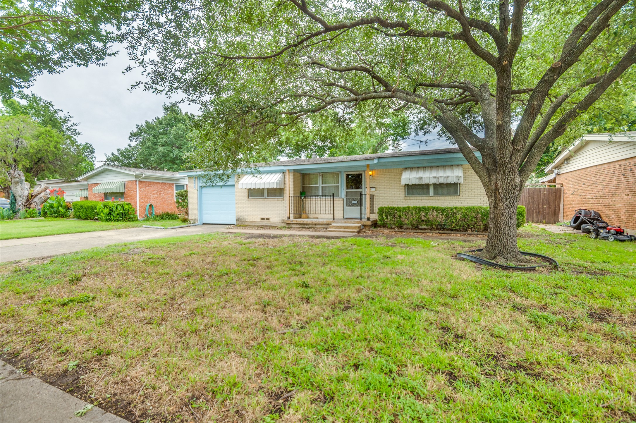 13910 Stardust Lane