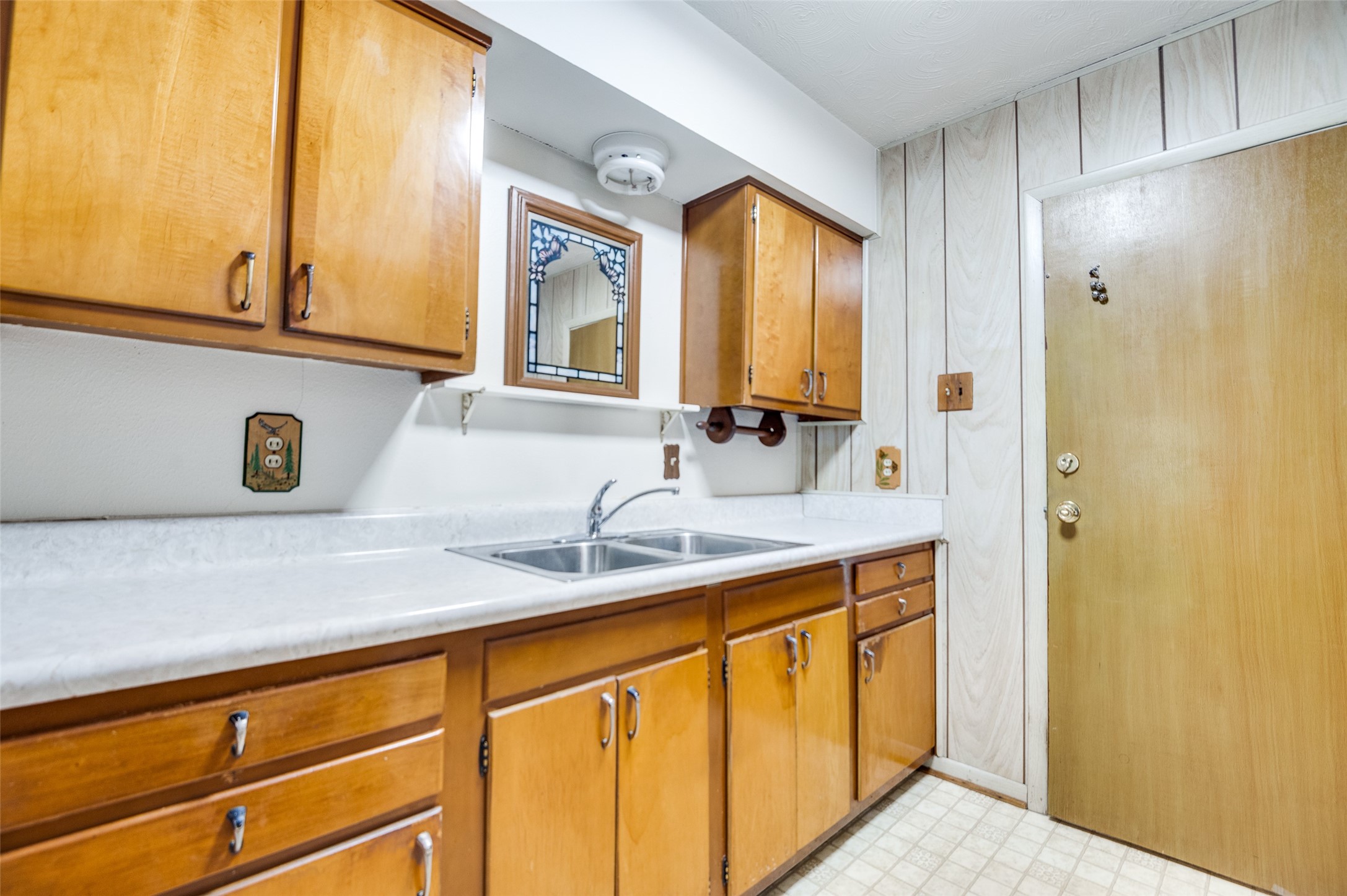 13910 Stardust Lane