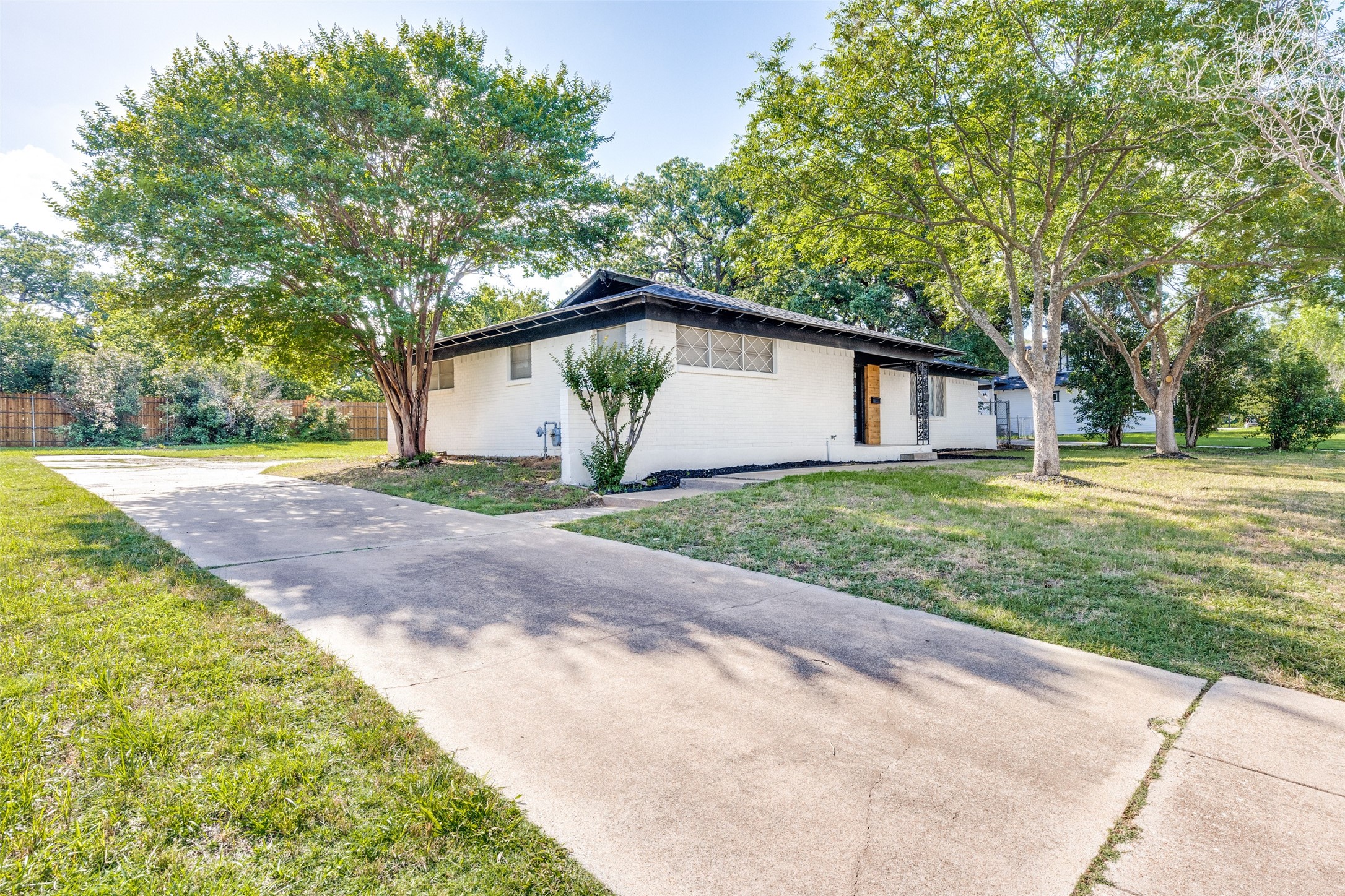 2308 Lynnhaven Road