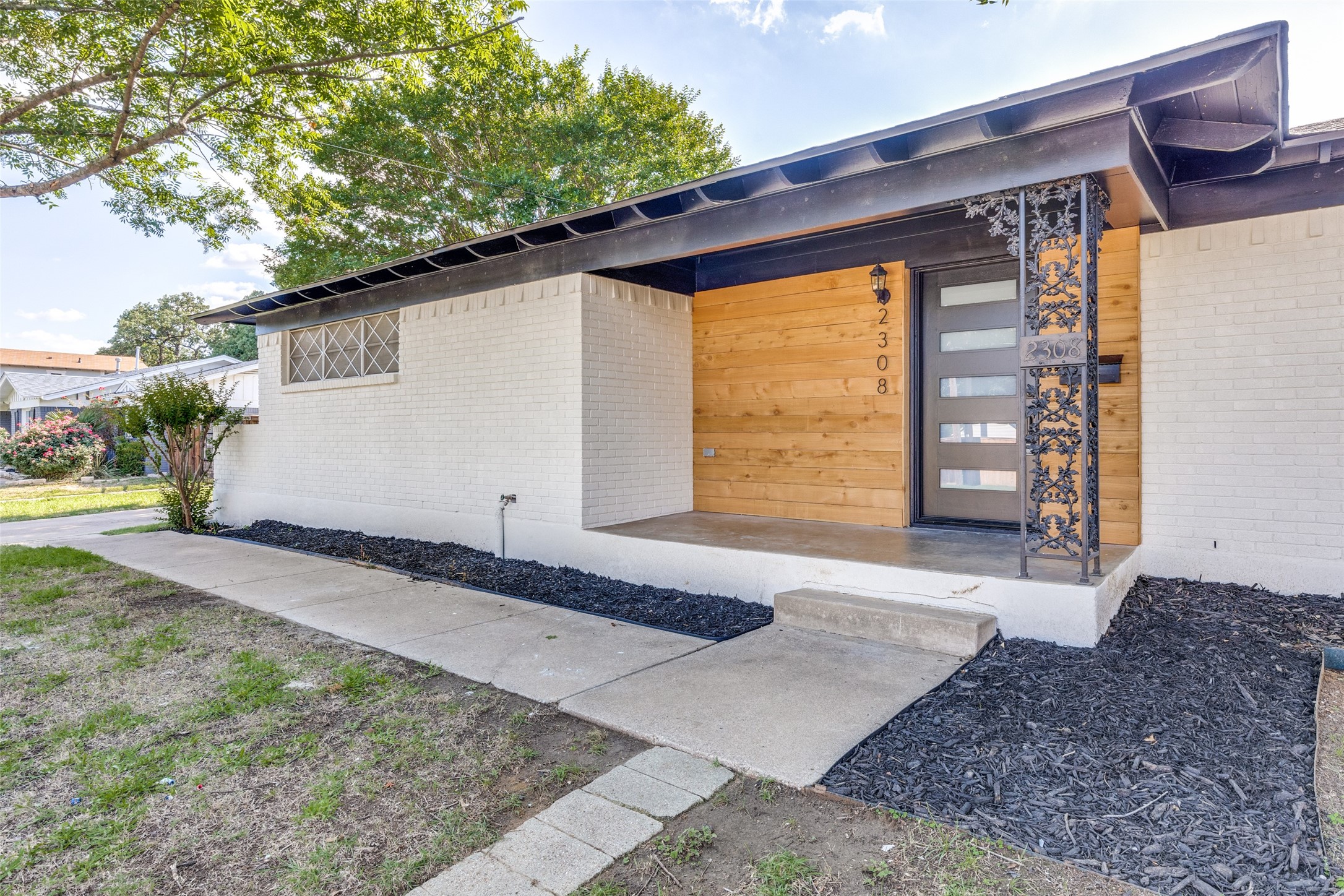 2308 Lynnhaven Road