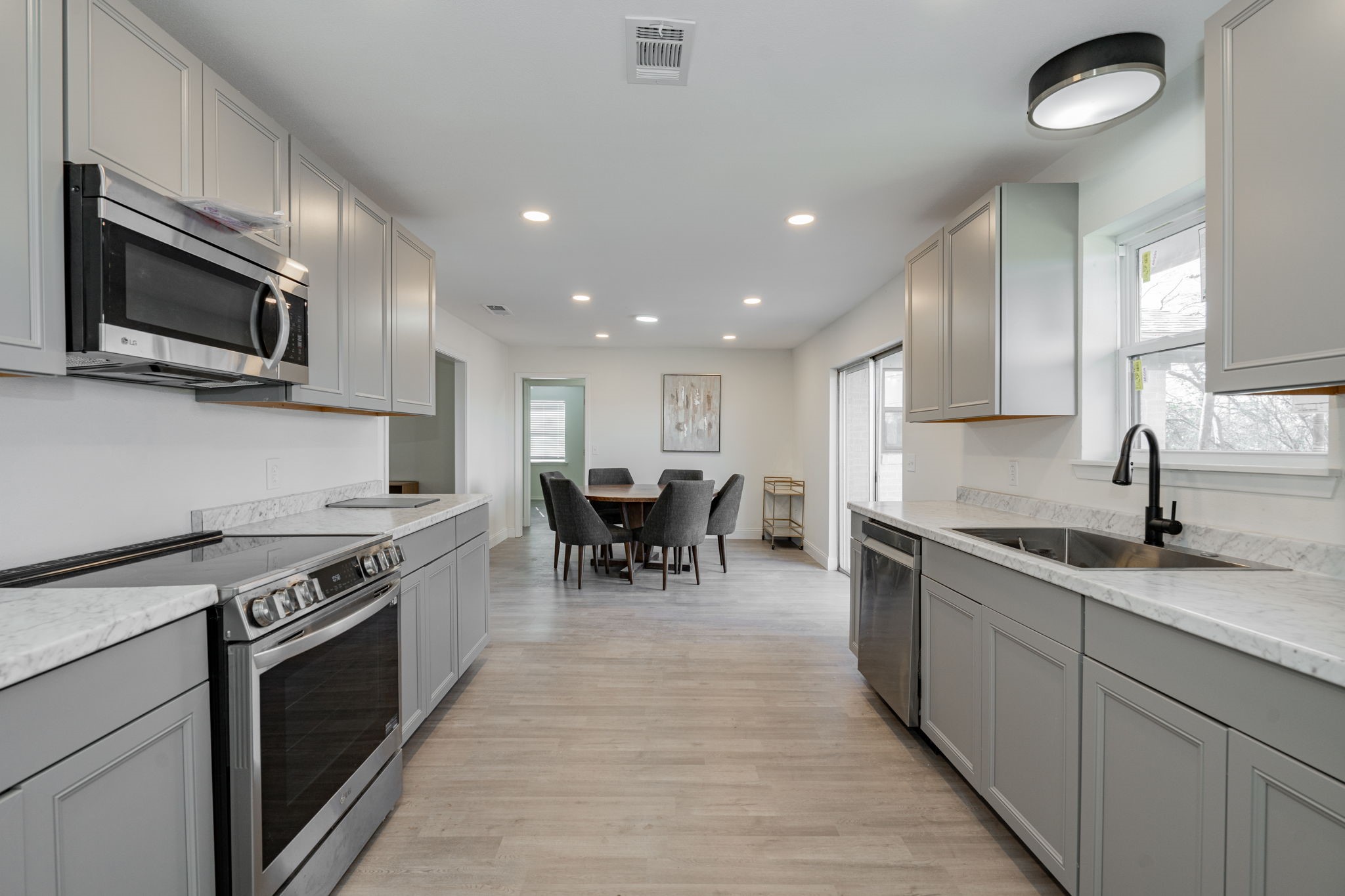 508 Rogers Way