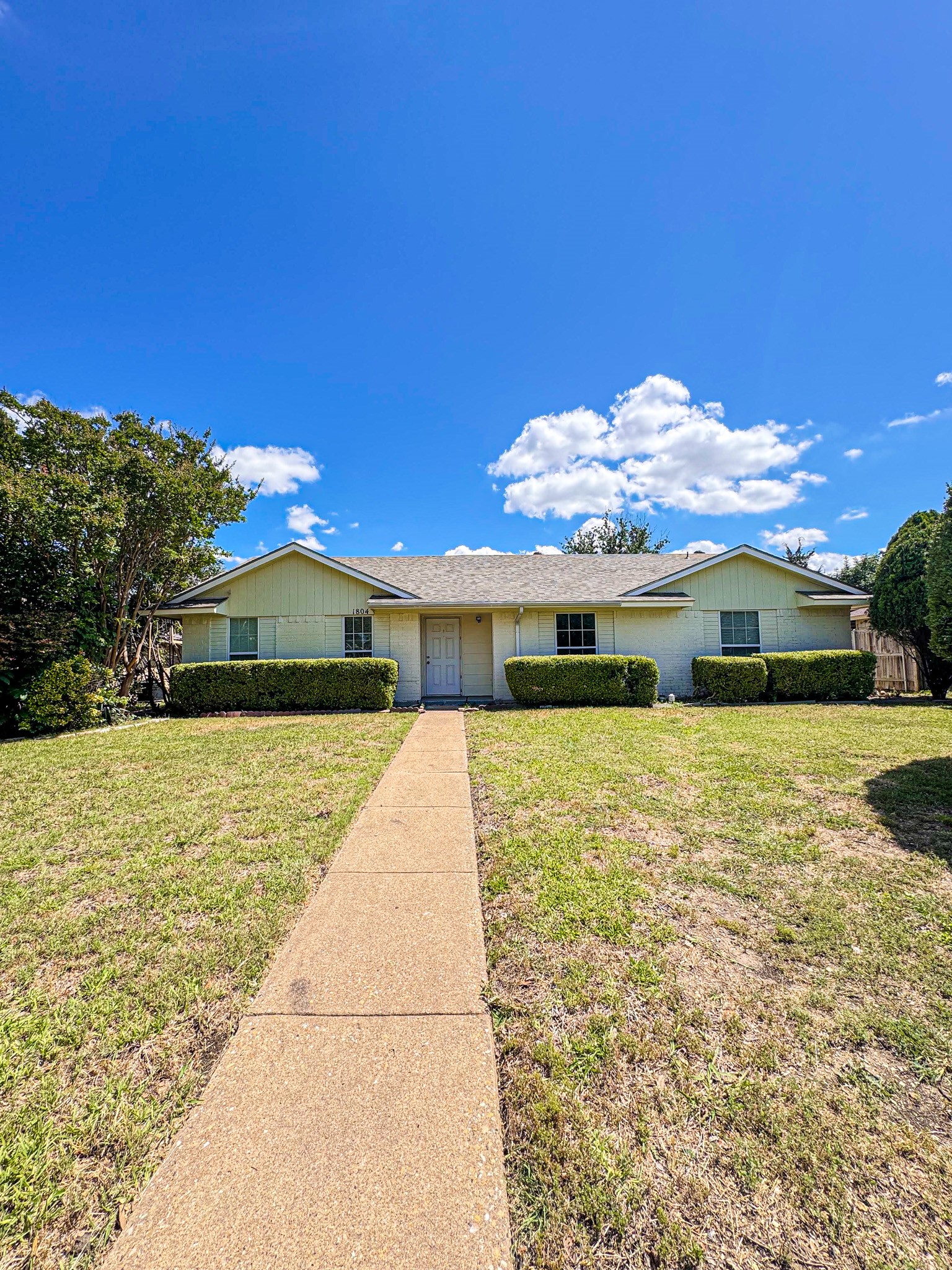 1804 Serenade Lane