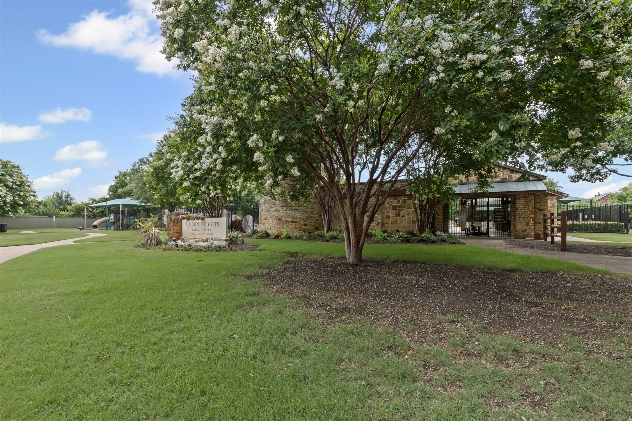 8128 Hosta Way