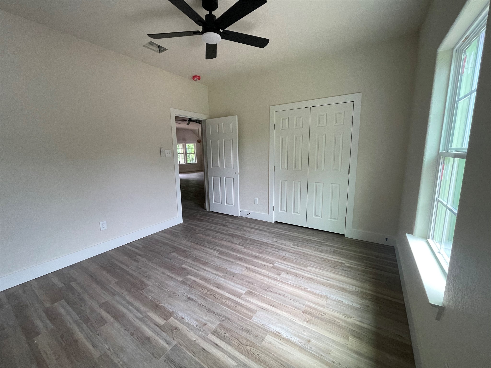 5116 Buchanan Street