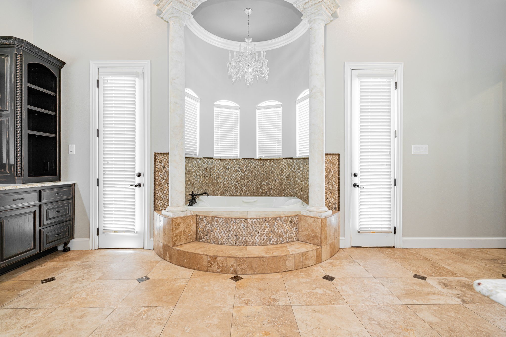 3436 Indian Trail