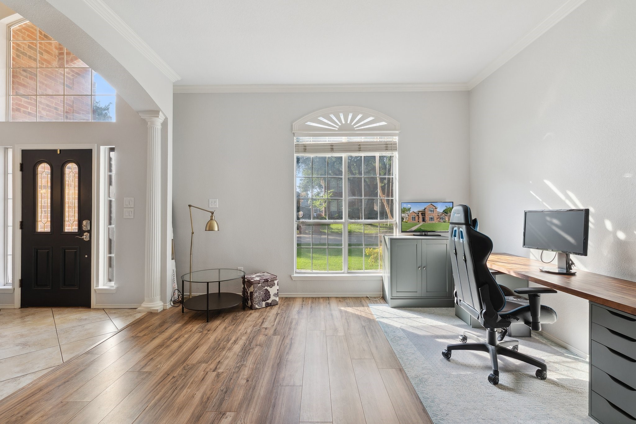 1110 Grimsworth Lane