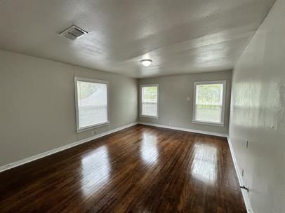 1409 Wolfe City